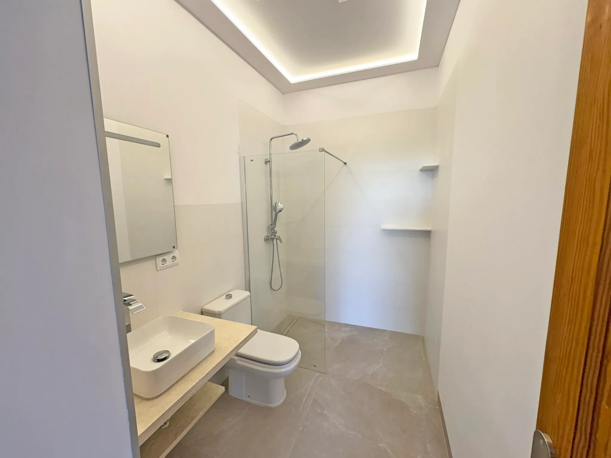 Charming, newly renovated village house with roof terrace in a quiet location in Consell-10