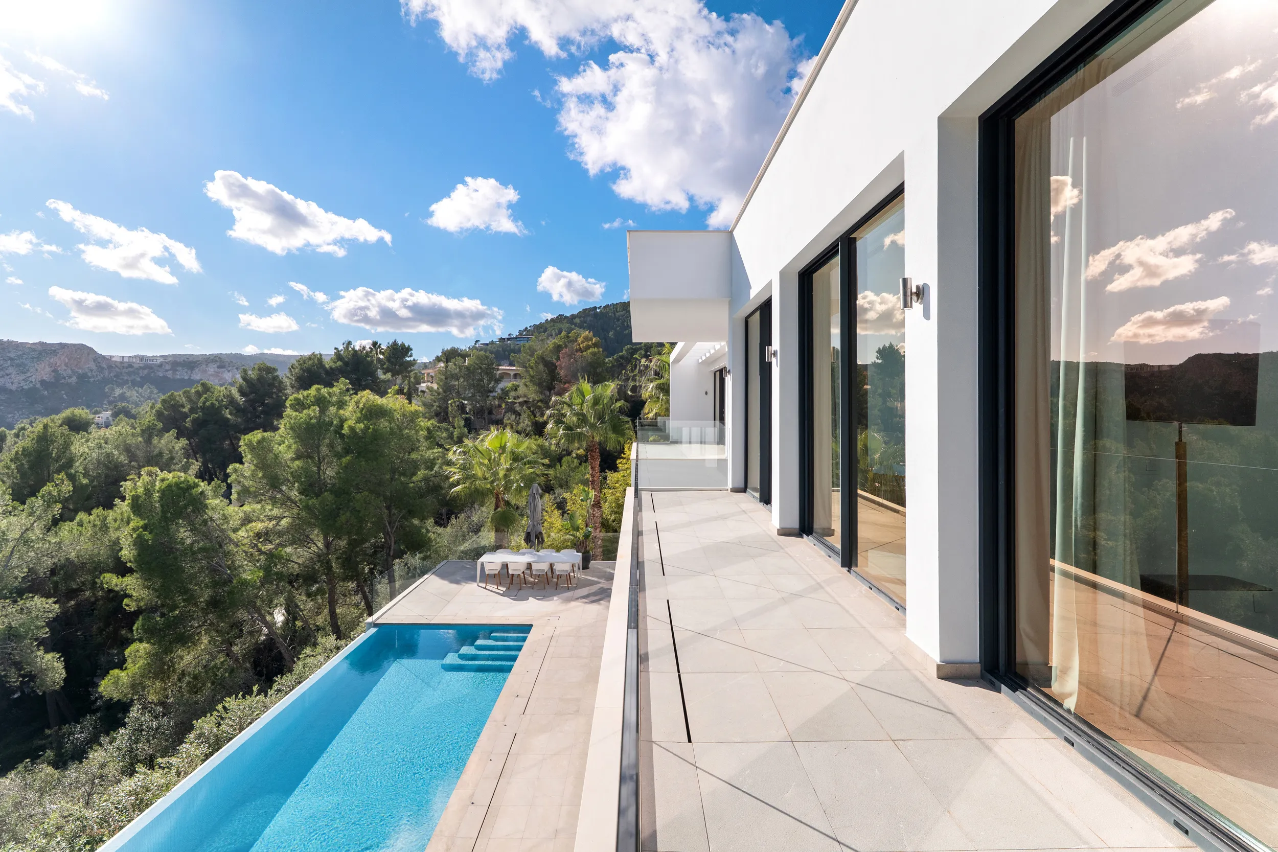 Villa moderna con vistas al mar en Son Vida-21