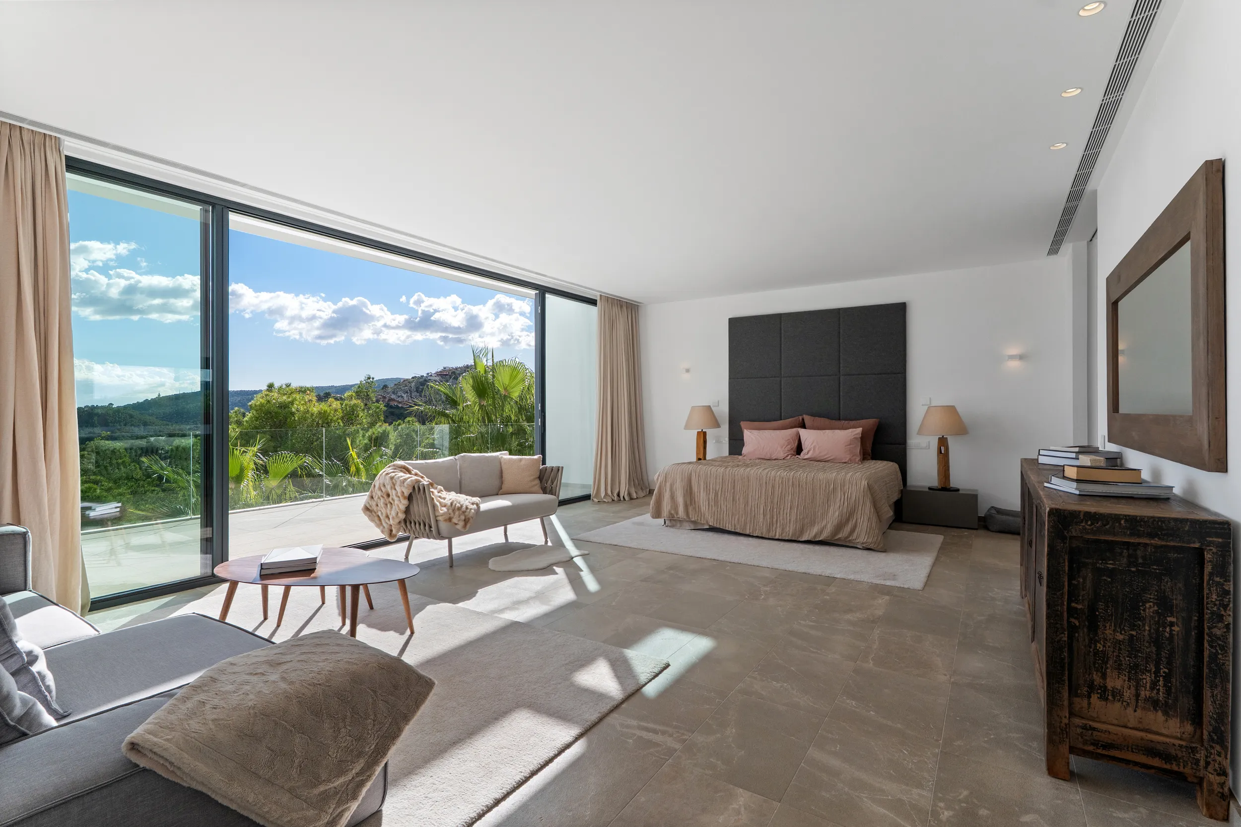 Ultramoderne villa med havudsigt-12