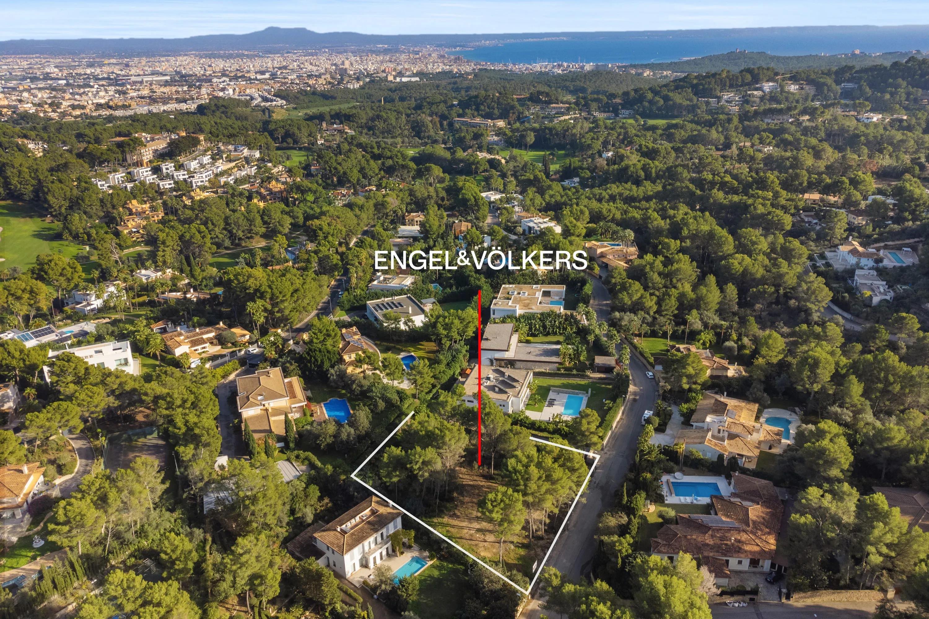 Duża działka budowlana z projektem i pozwoleniem na budowę-1