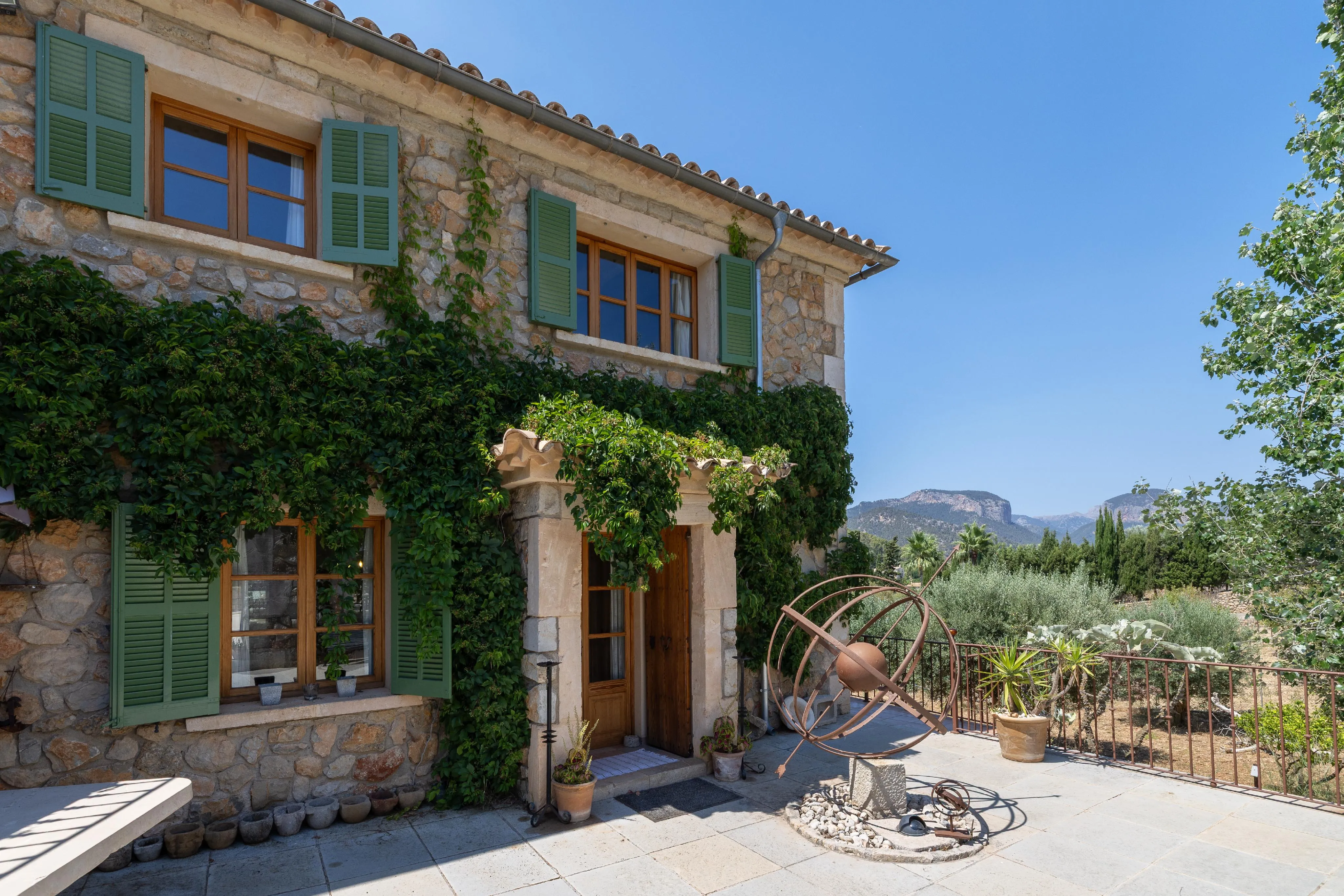 Finca med udsigt til Tramuntana-bjergene-1