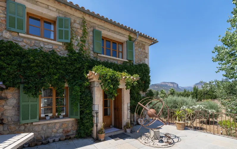 Finca med udsigt til Tramuntana-bjergene