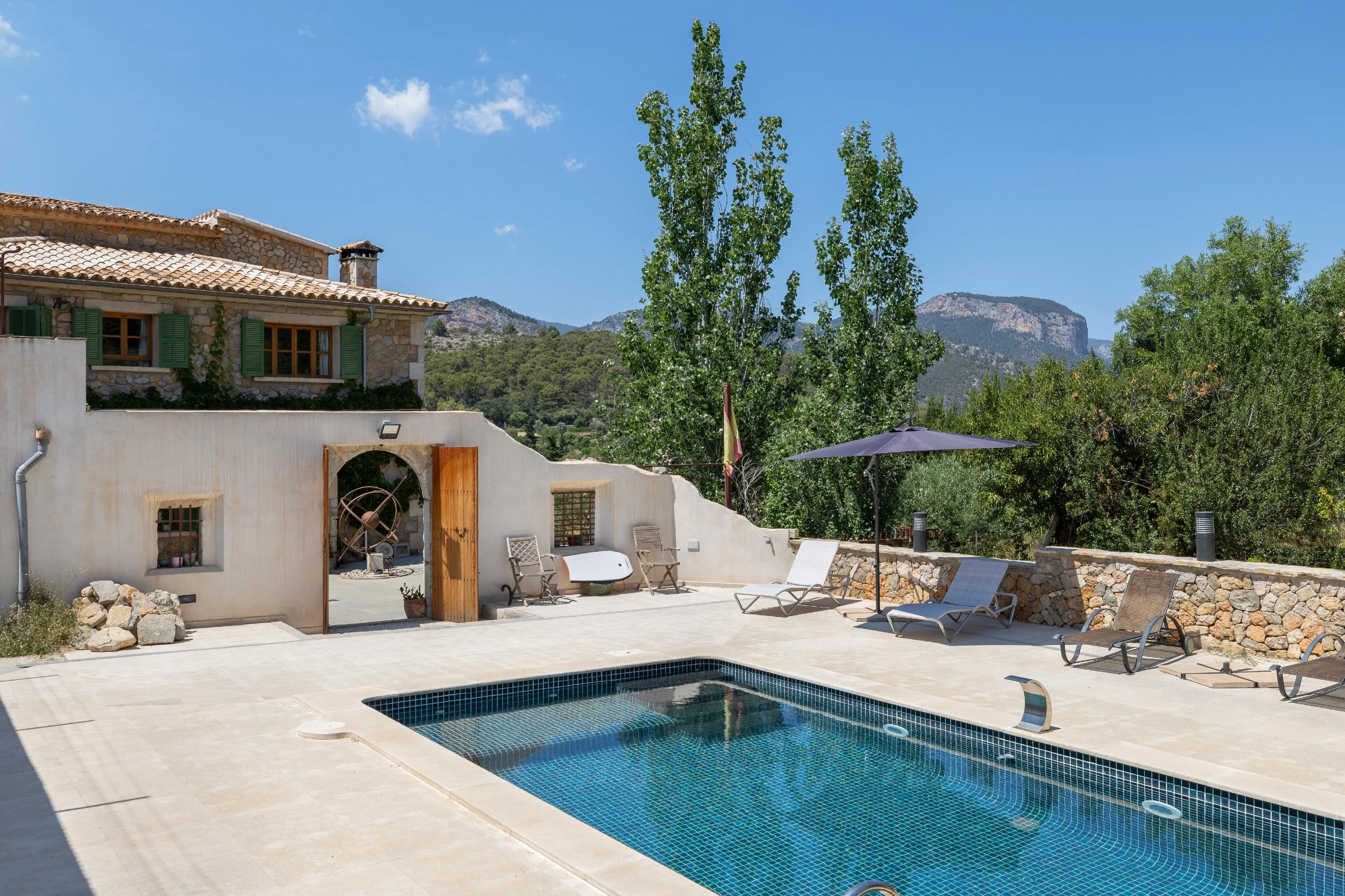 Finca z widokiem na góry Tramuntana-3