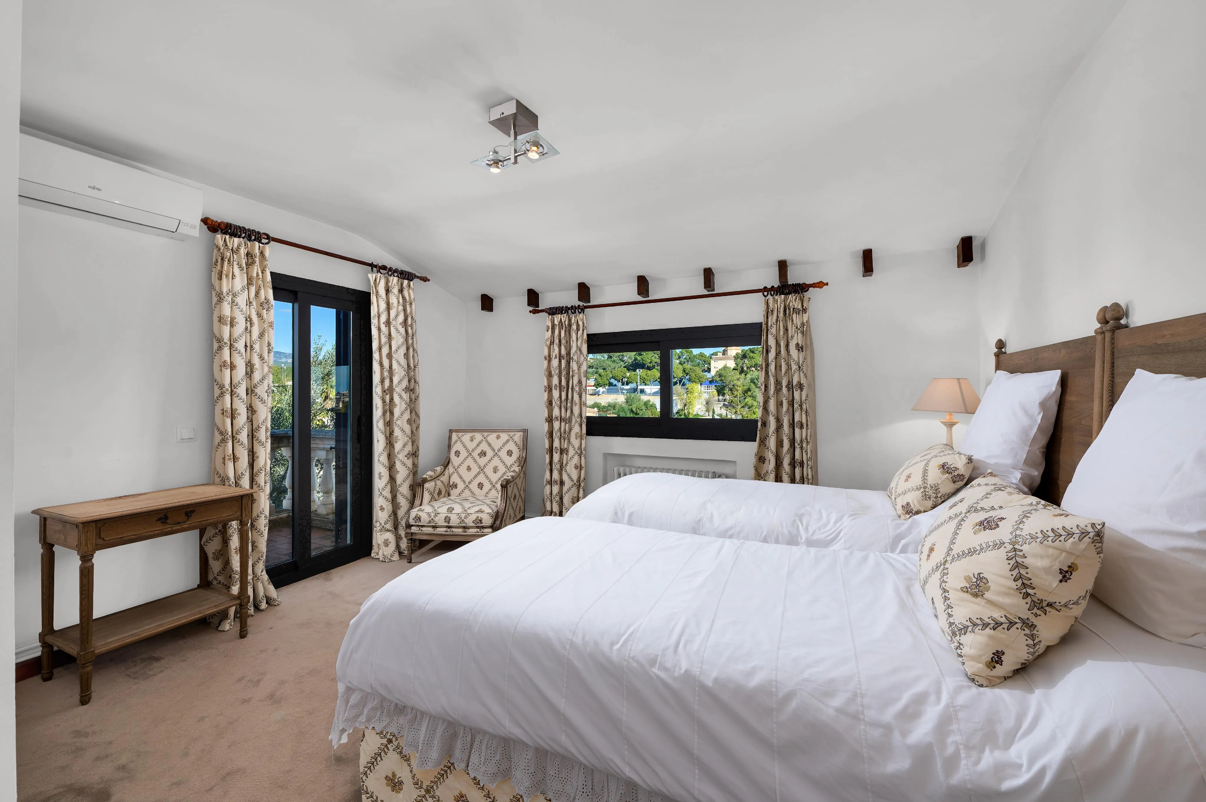 Exclusive luxury villa in Son Armadams-11