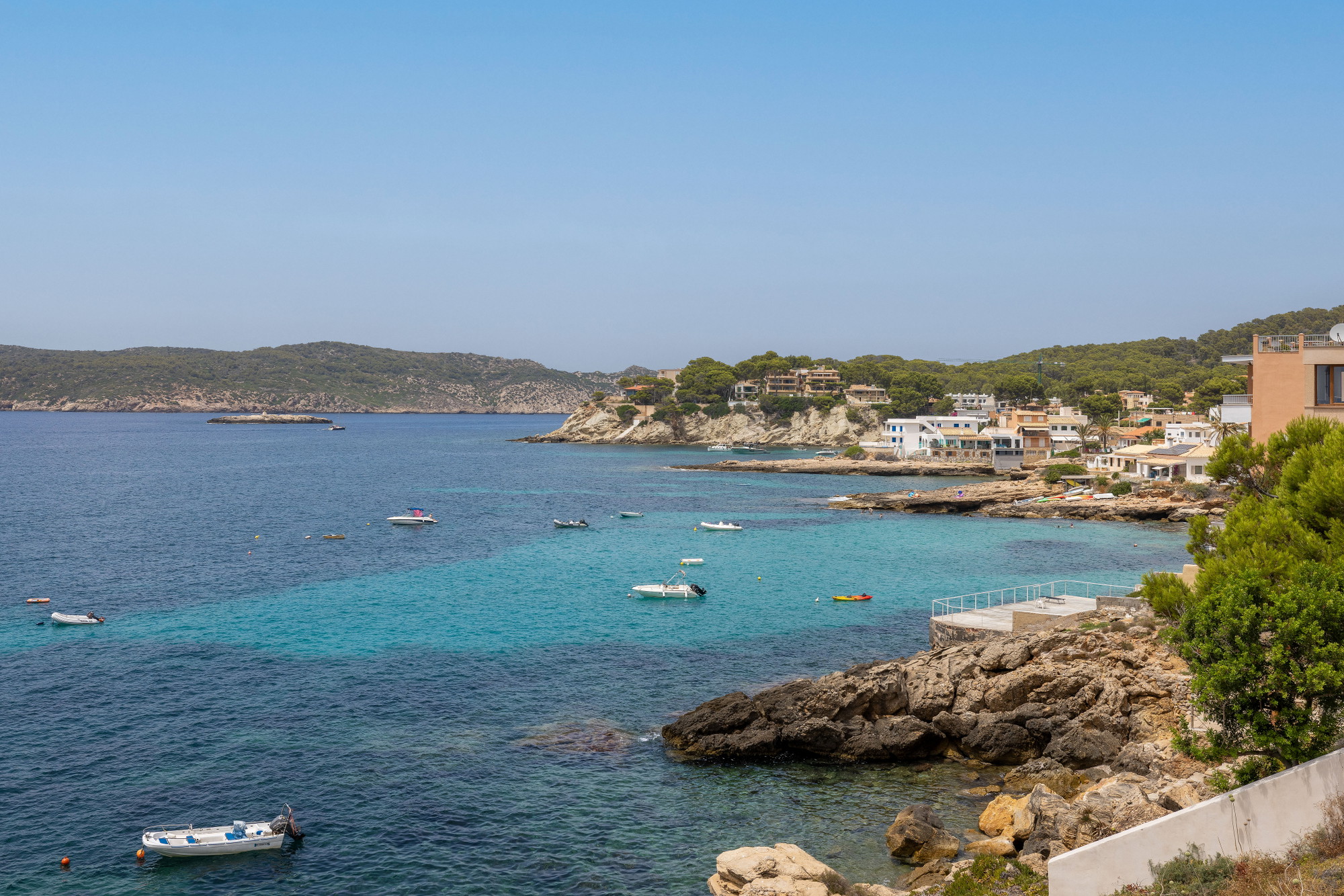 Sea, light & architecture in the frontline of Sant Elm-13