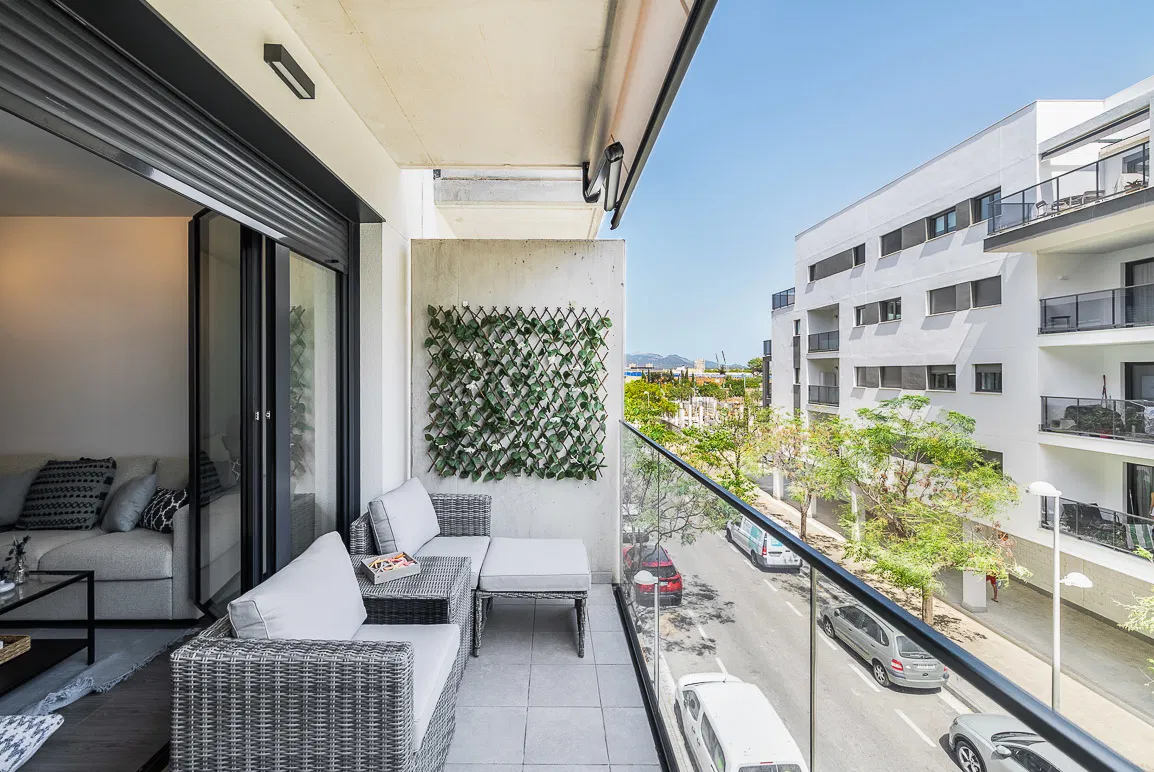 Modern living with generous outdoor areas and a communal pool-2