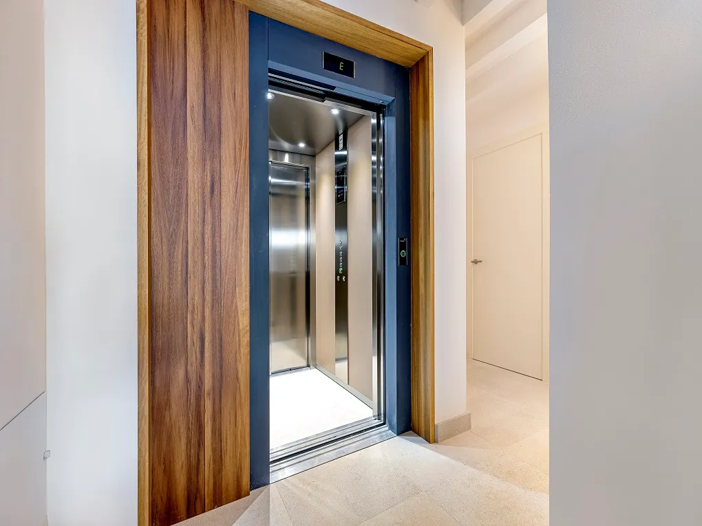 Mooi appartement in gerestaureerd gebouw in de oude stad met lift-7