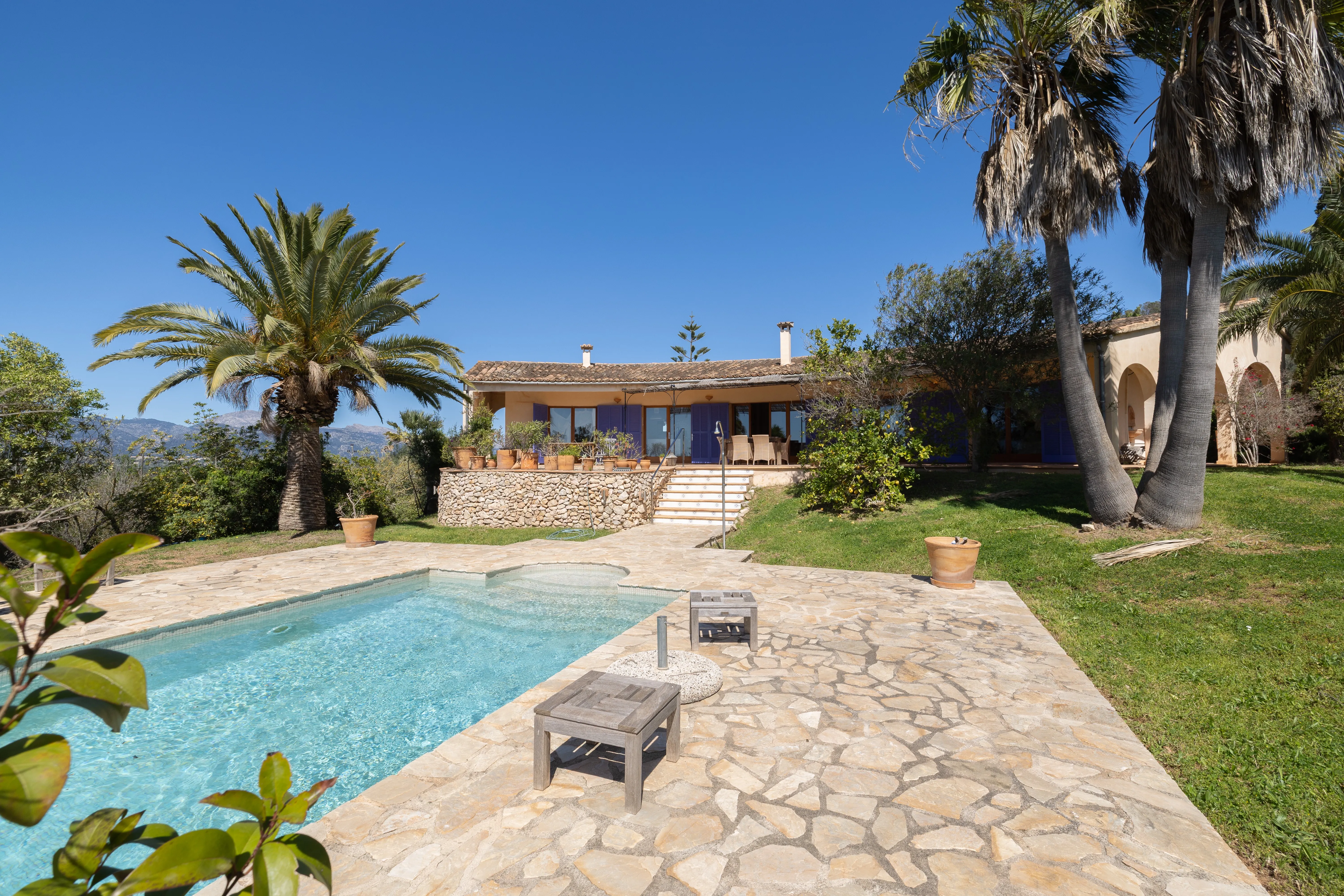 Maison de campagne authentique avec vue panoramique à Inca-3