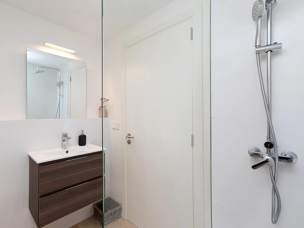 Полностью отремонтированная квартира с видом-11