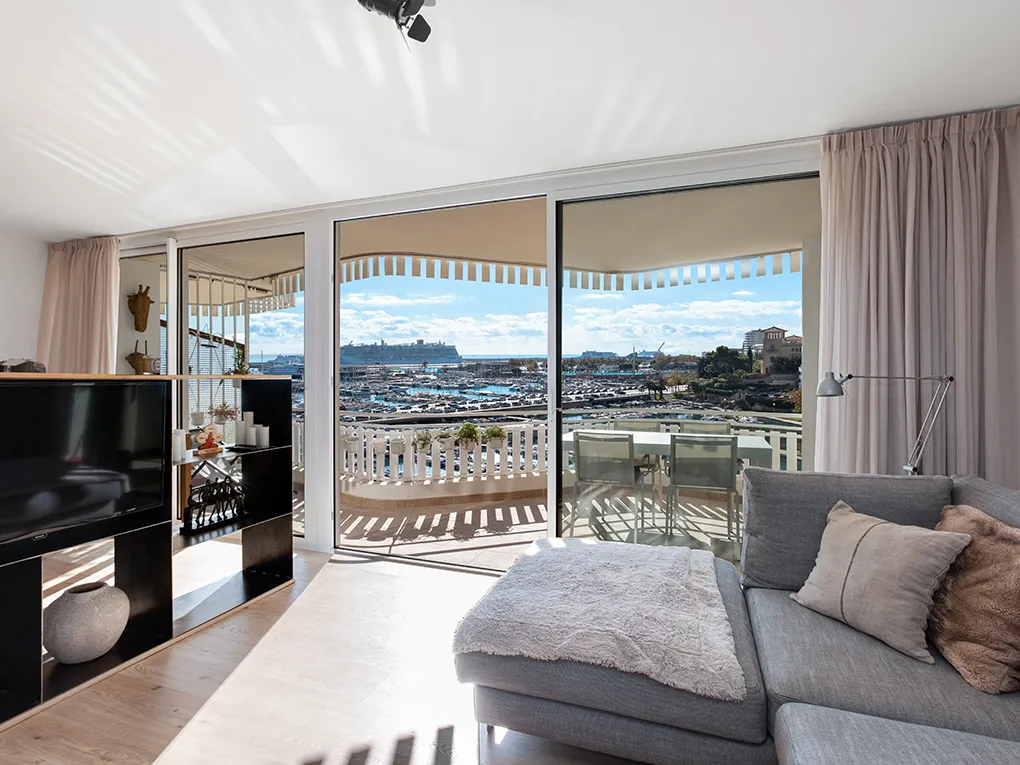 Totalrenoveret lejlighed med udsigt-4