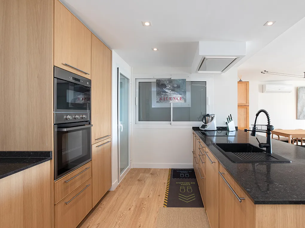 Полностью отремонтированная квартира с видом-6