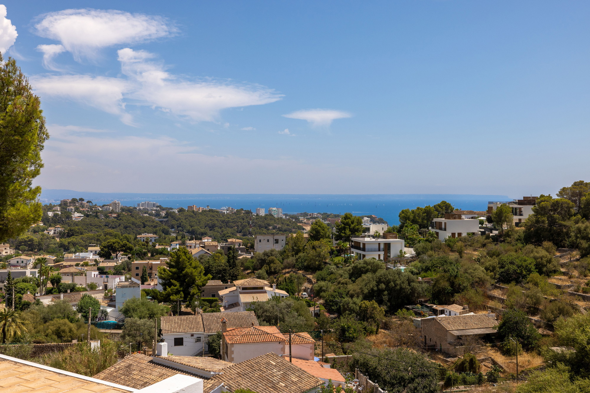 Short term rental: Mediterranean villa with panoramic views of Palma and the sea-26