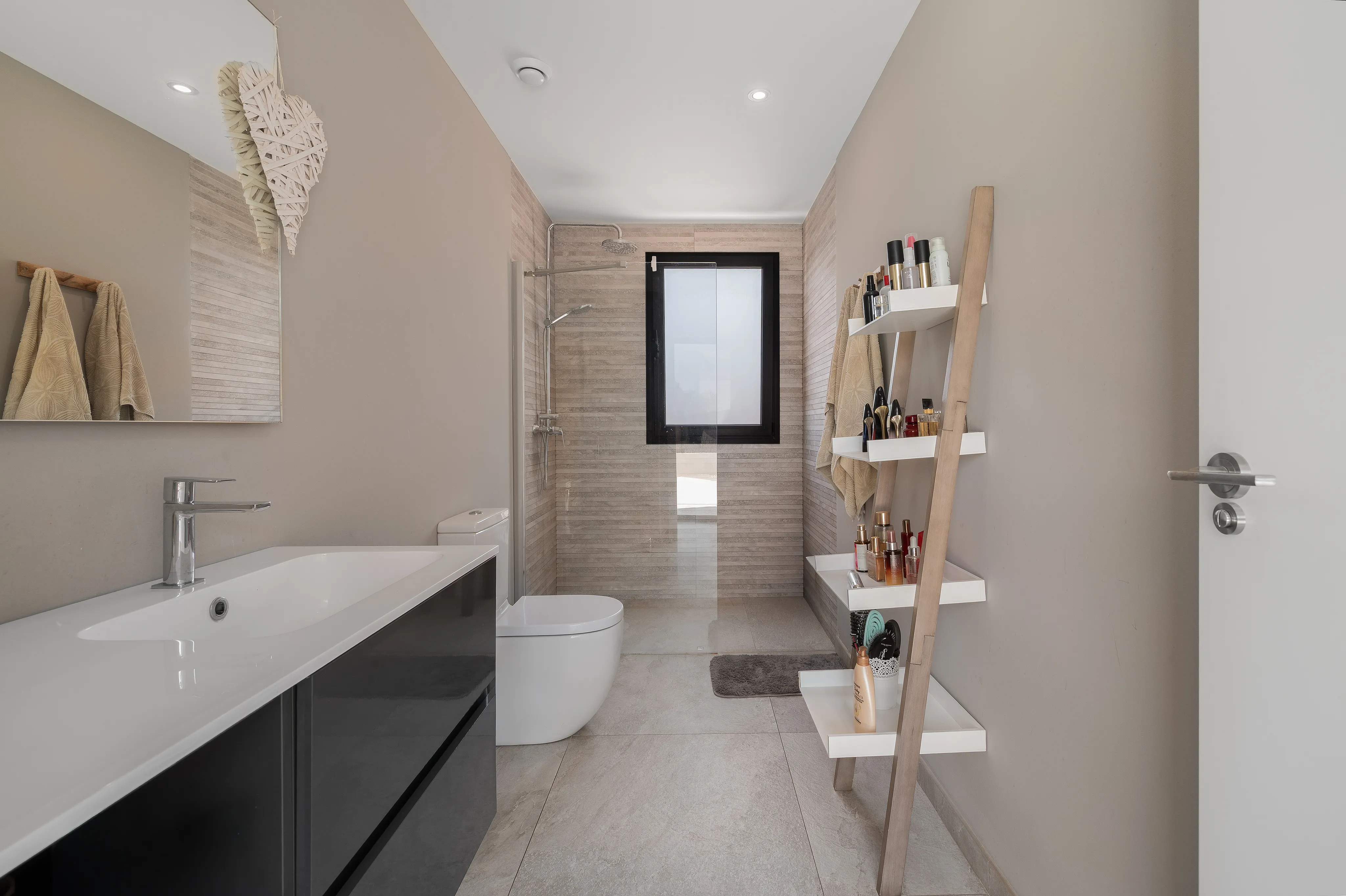 Modern bungalow in Sa Torre-9