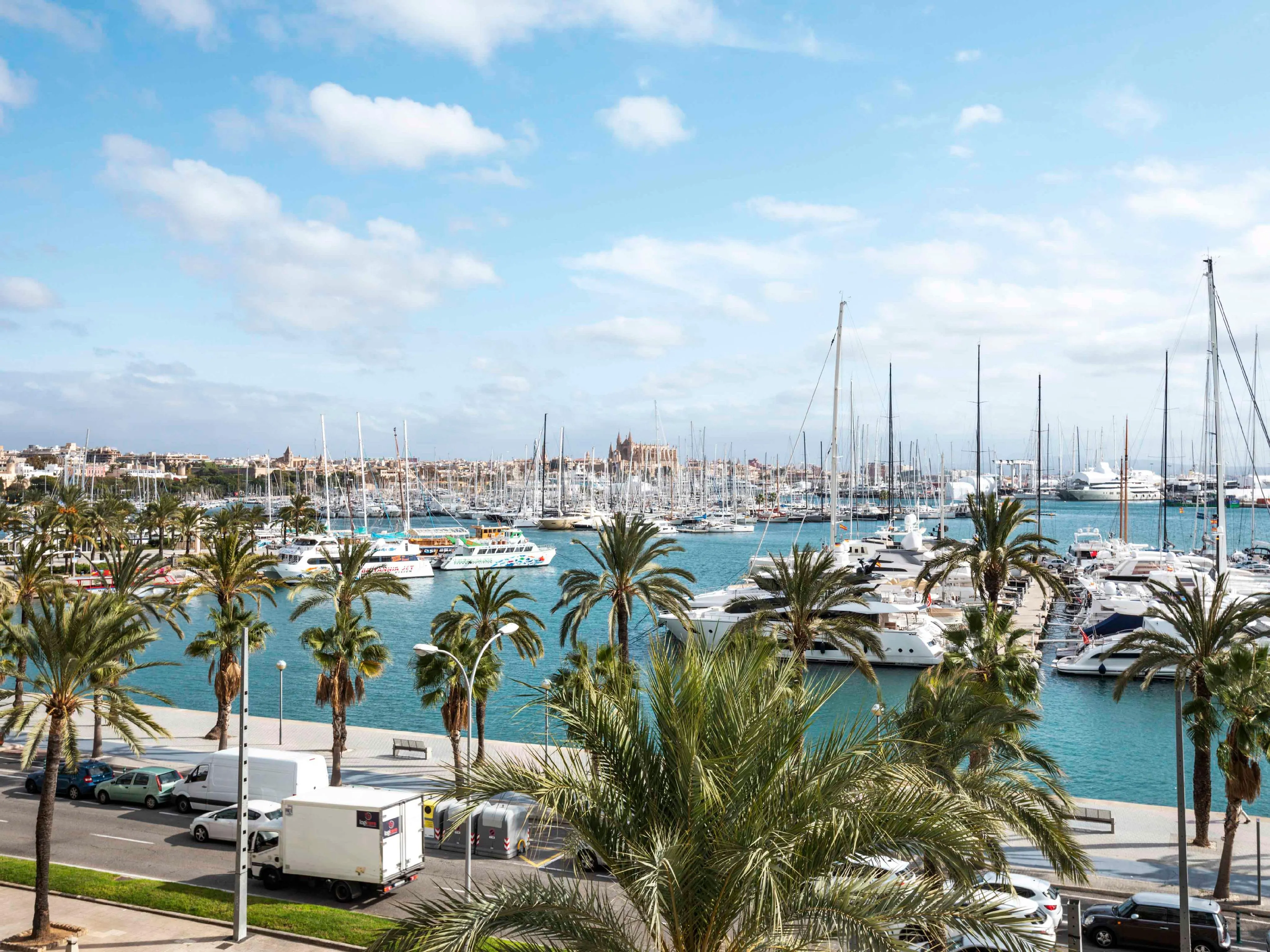 Appartamento ristrutturato con vista sul porto-12