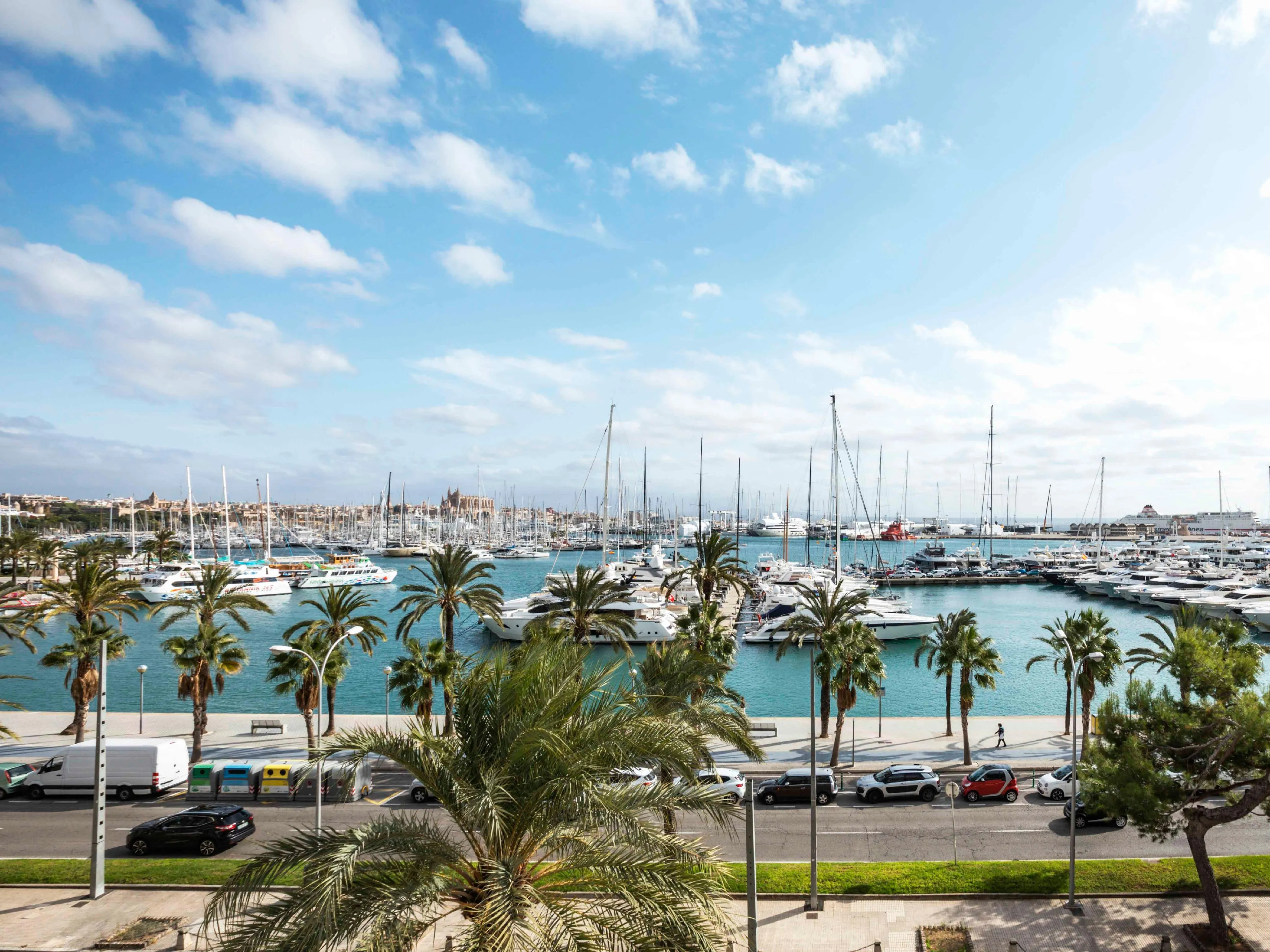 Appartamento ristrutturato con vista sul porto-13