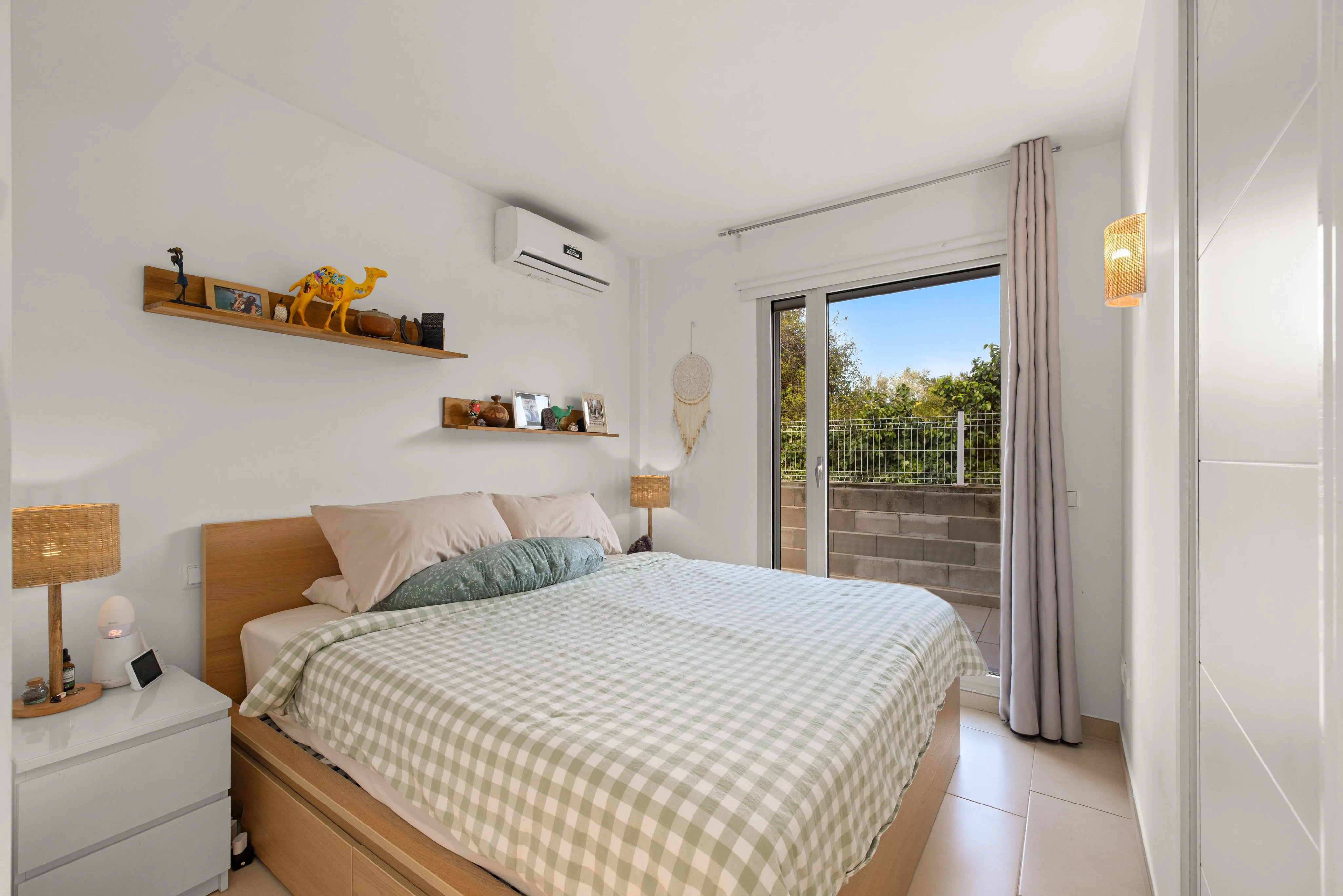 Apartament lluminós en planta baixa amb piscina privada-6