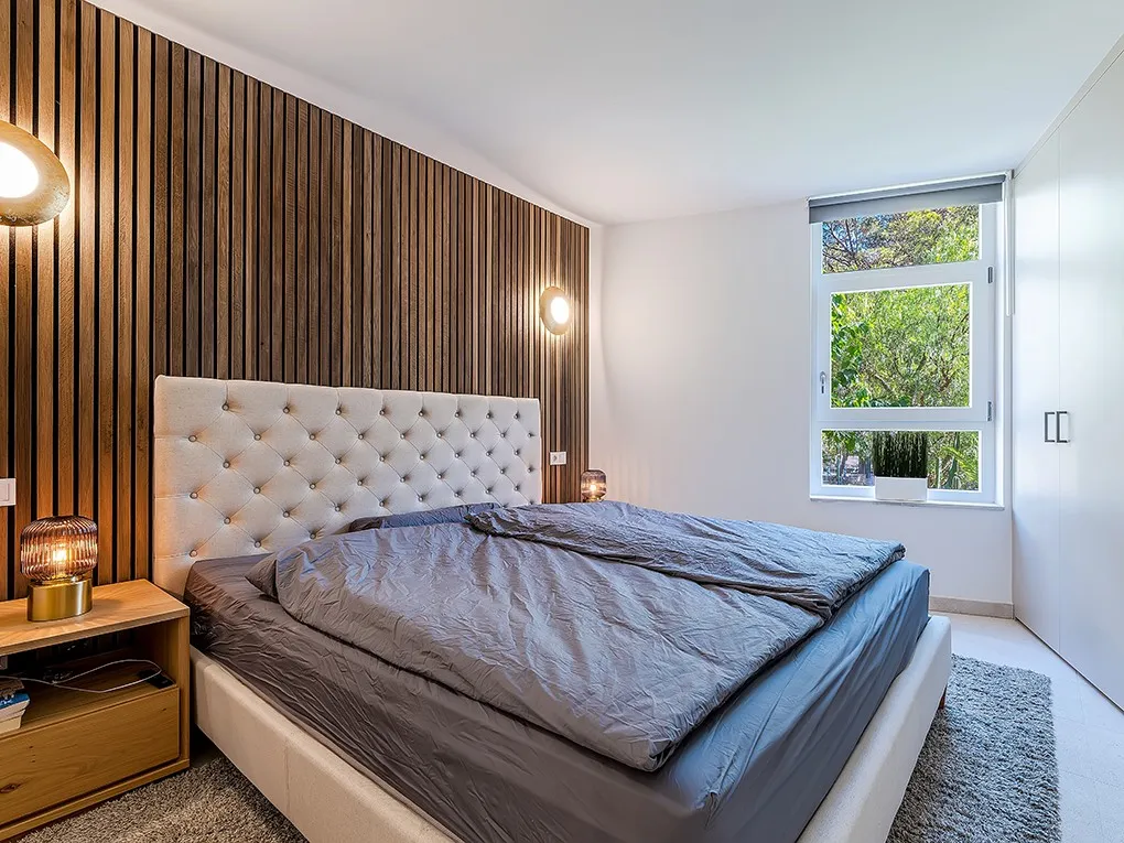 Renoveret lejlighed i boligkompleks med adgang til havet-9