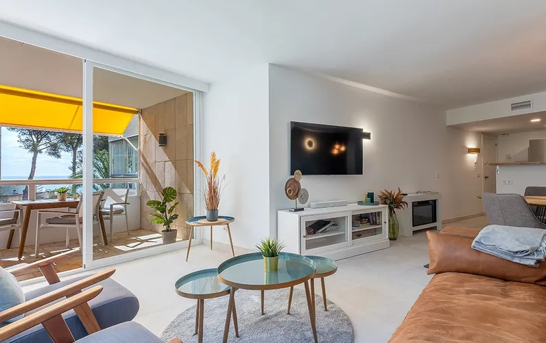 Gerenoveerd appartement in wooncomplex met toegang tot zee