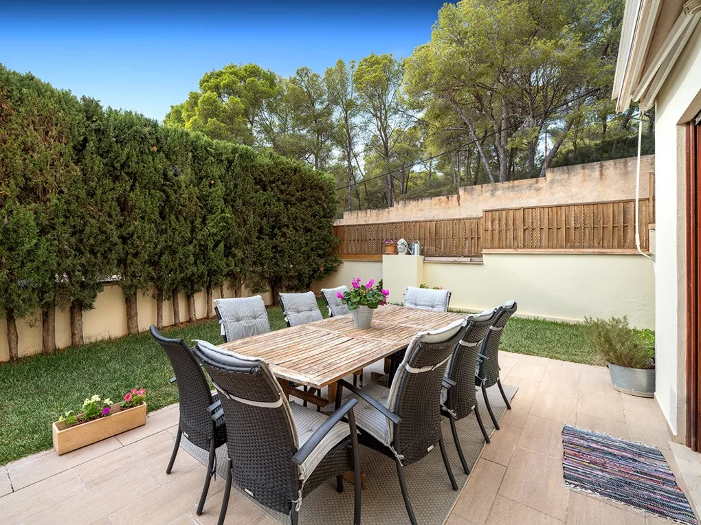 Appartement au rez-de-chaussée avec jardin à quelques minutes de la plage-1