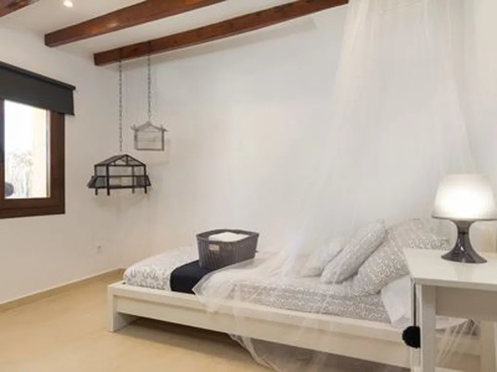 Great familyhome furnished with garden-12