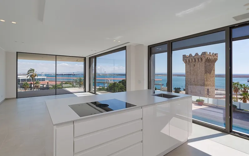 Tolle Neubauwohnung mit Meer- und Hafenblick