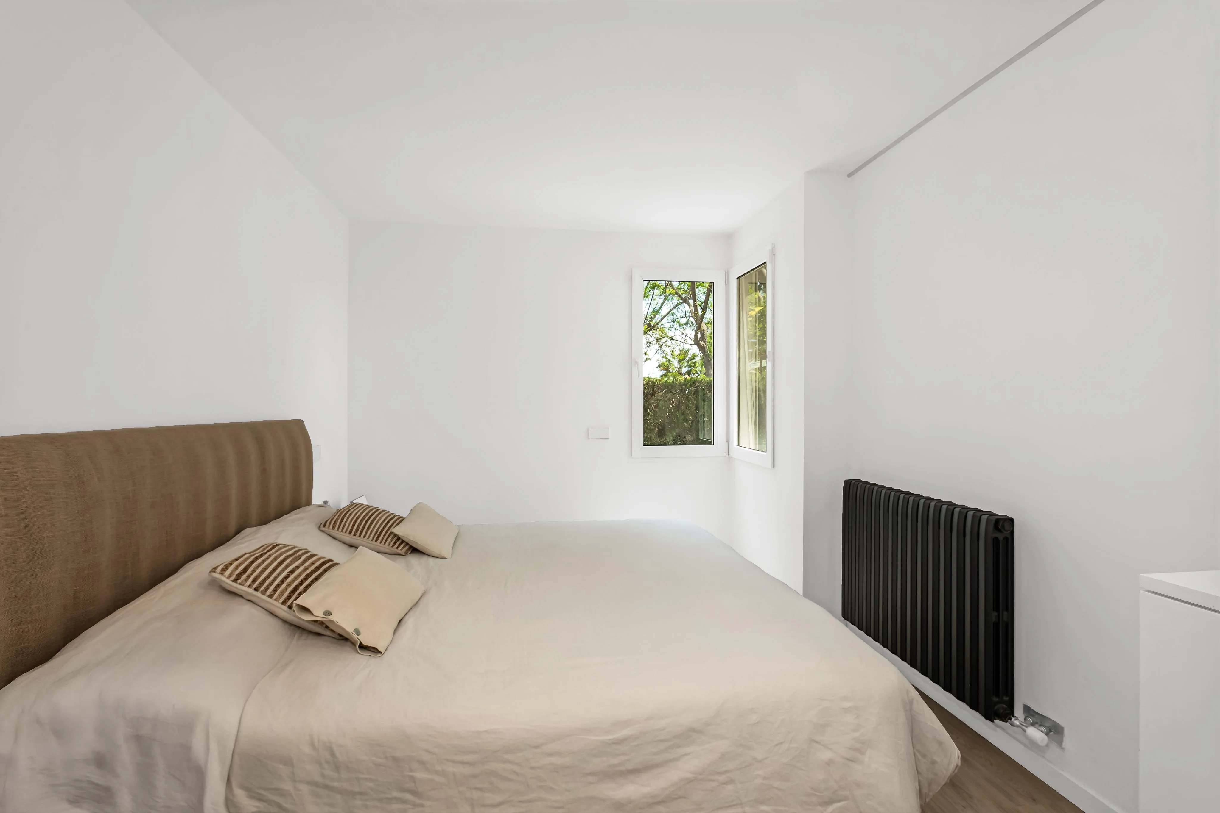 Renovated duplex with large garden in Bonanova-10