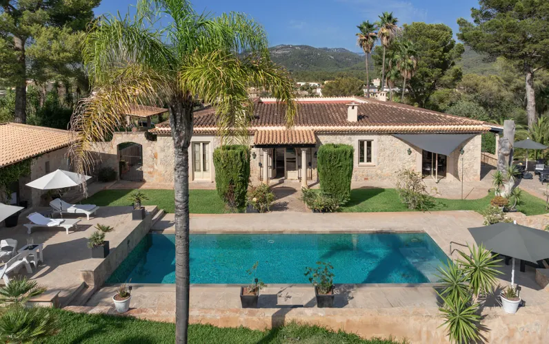 Charming Cortijo-style finca in Es Capdellà