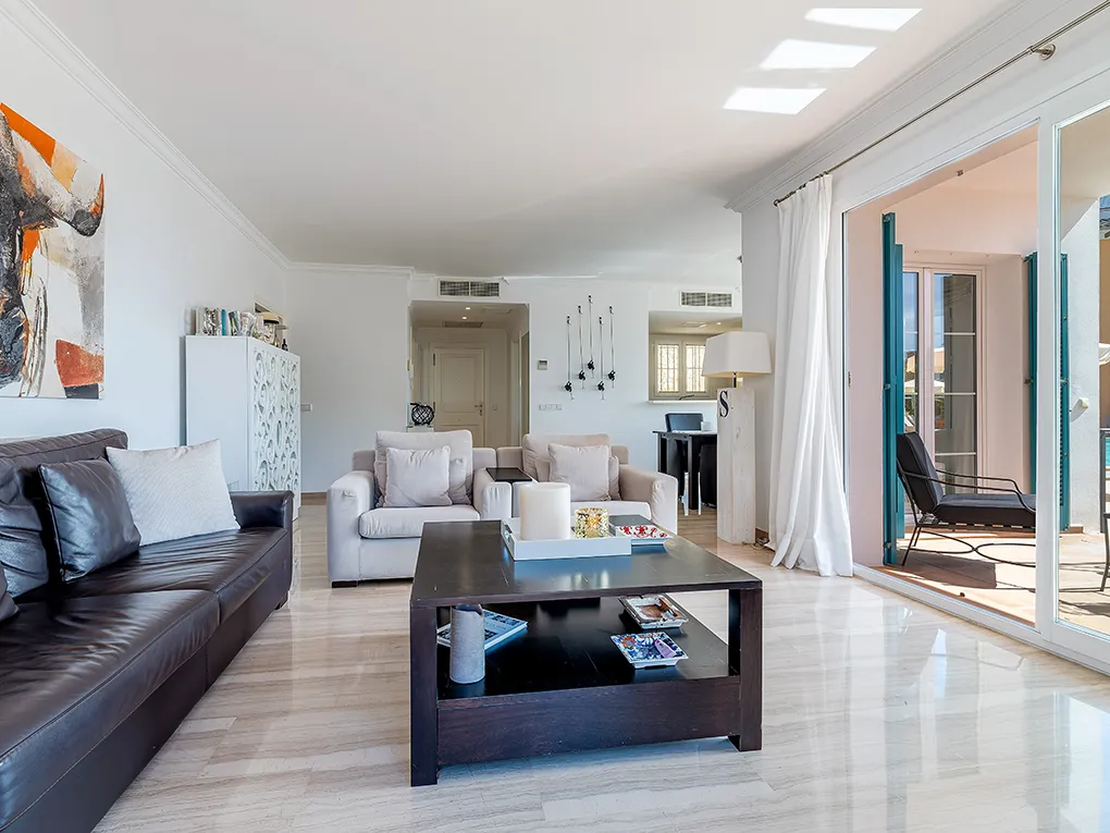 Appartement met zeezicht in exclusief complex-8