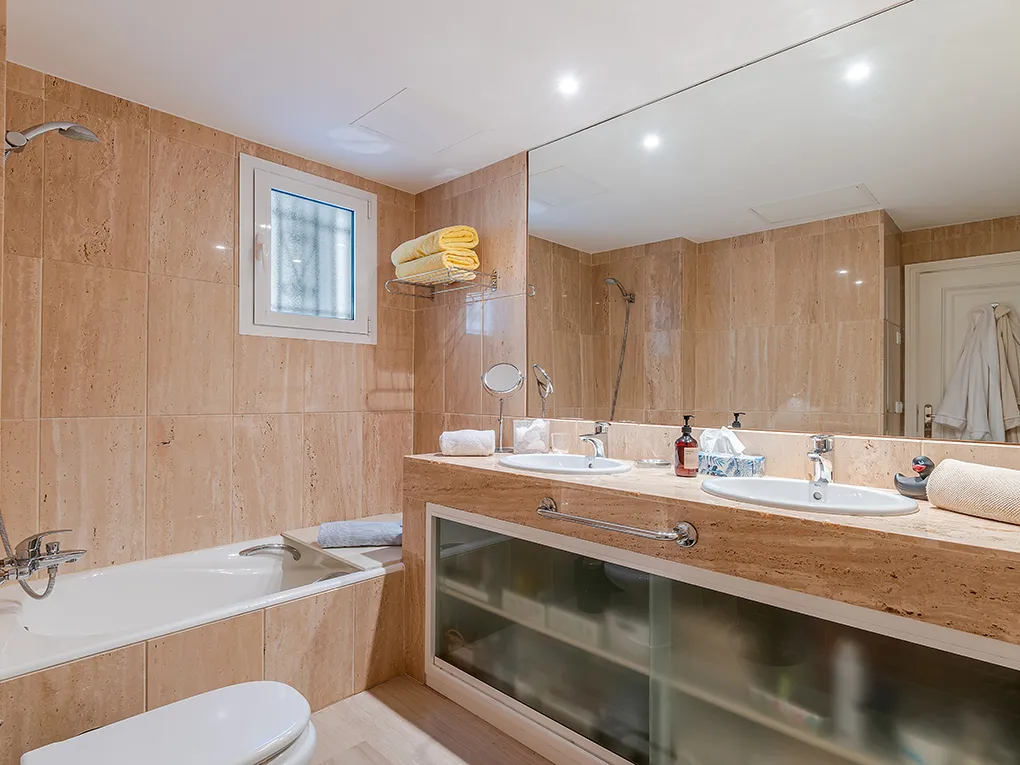 Appartement met zeezicht in exclusief complex-11