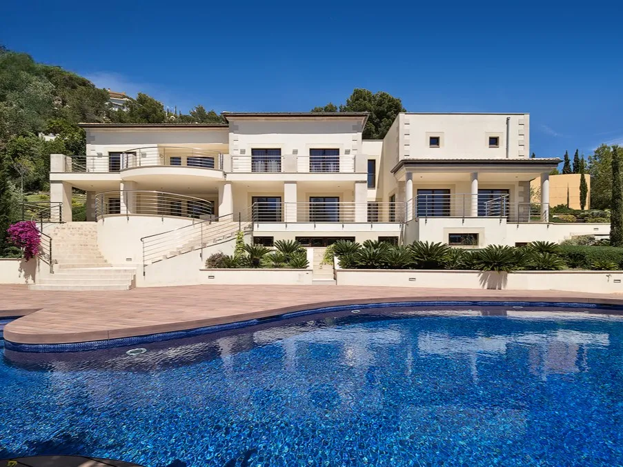 Villa with guest house in Son Vida-1