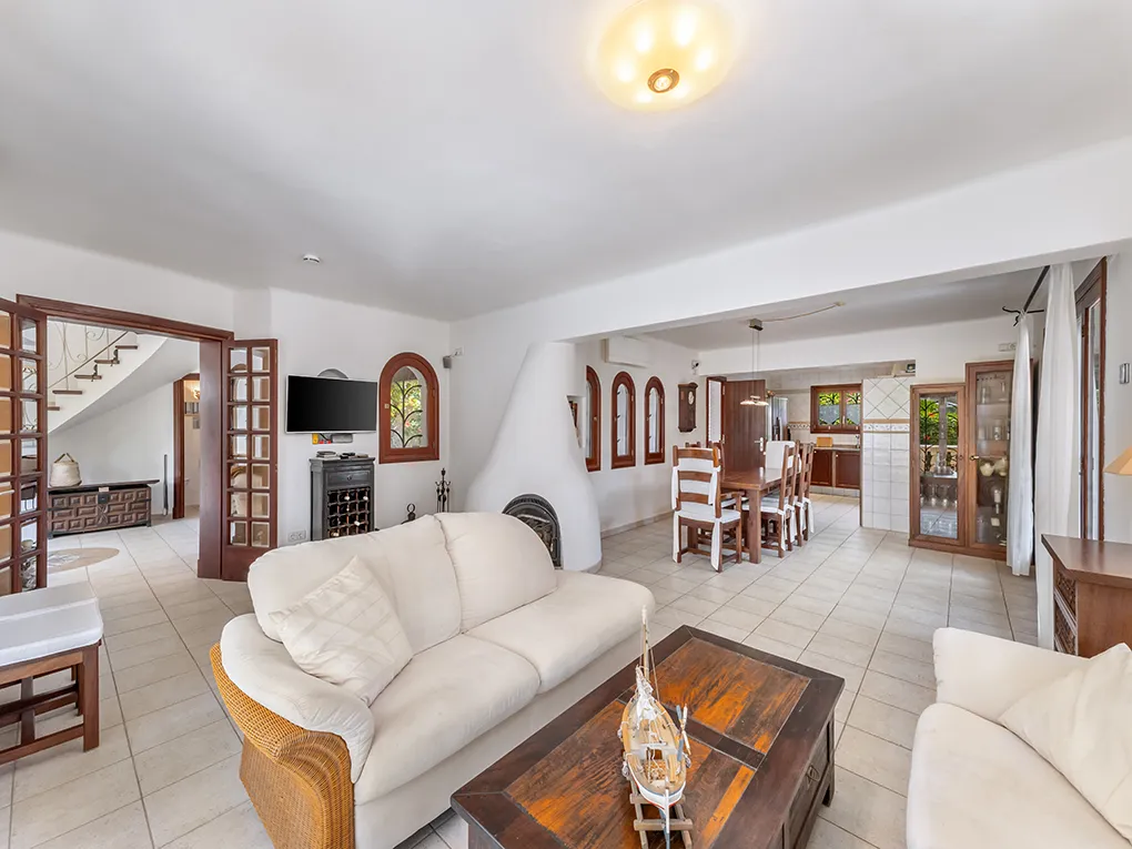 Mediterranean property in the second sea line at Cala Gran with rental license-6