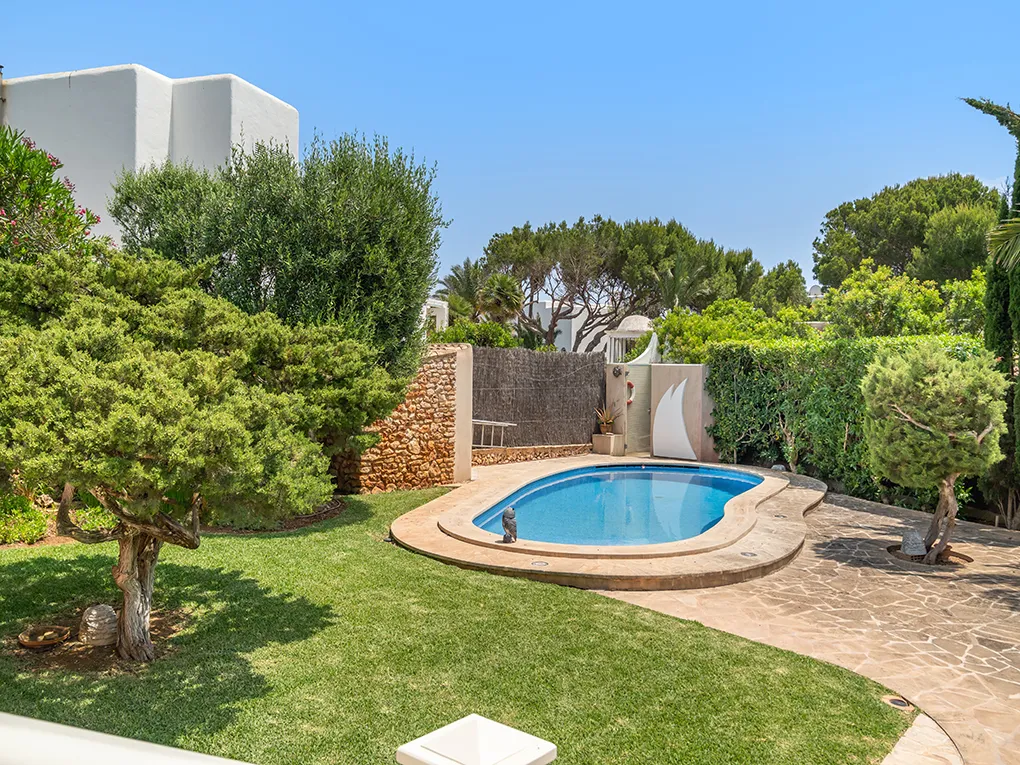 Mediterranean property in the second sea line at Cala Gran with rental license-14