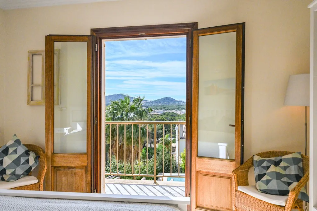 Villa en la naturaleza con licencia ETV-8