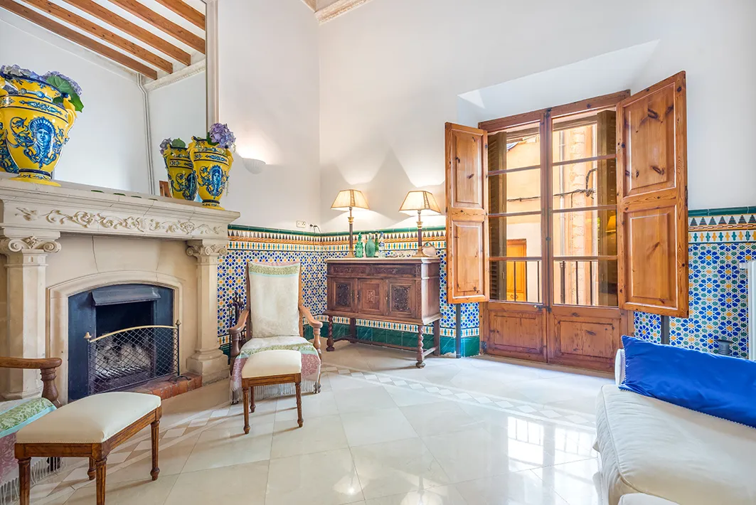 Elegant casa senyorial en excel·lent estat-2