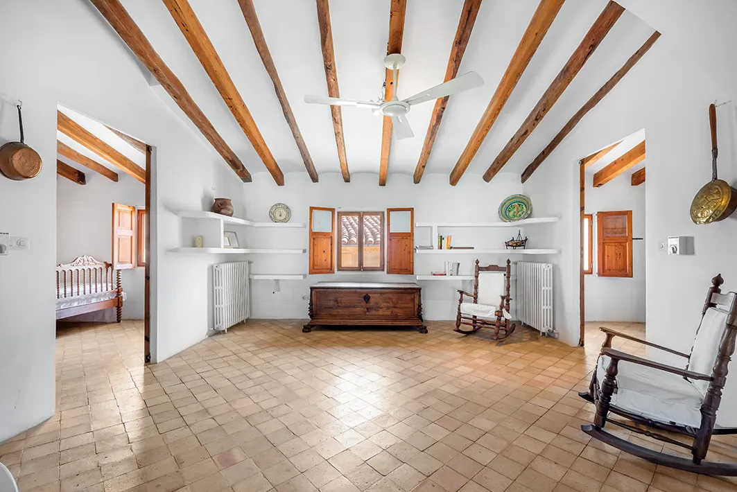 Elegant casa senyorial en excel·lent estat-17