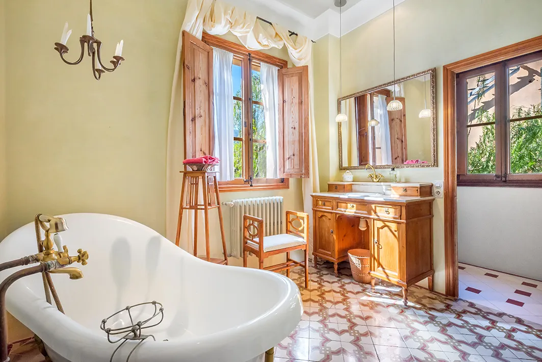 Stilfuld herregård i fremragende stand-13