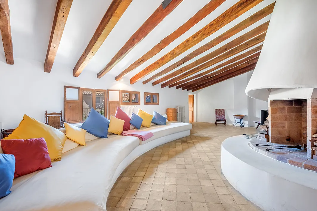 Elegant casa senyorial en excel·lent estat-22