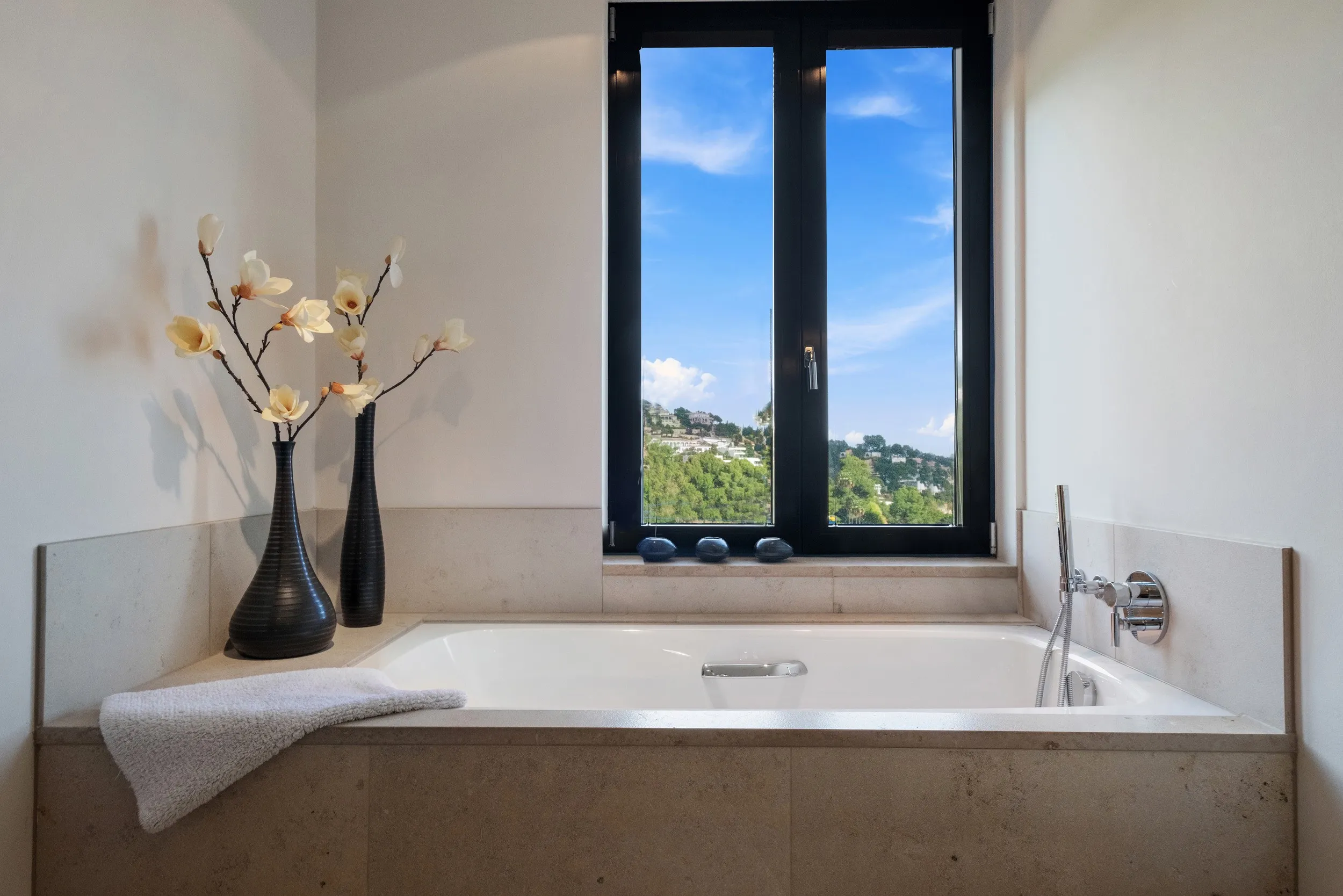 Spectacular villa in Son Vida with sea and Palma views-14