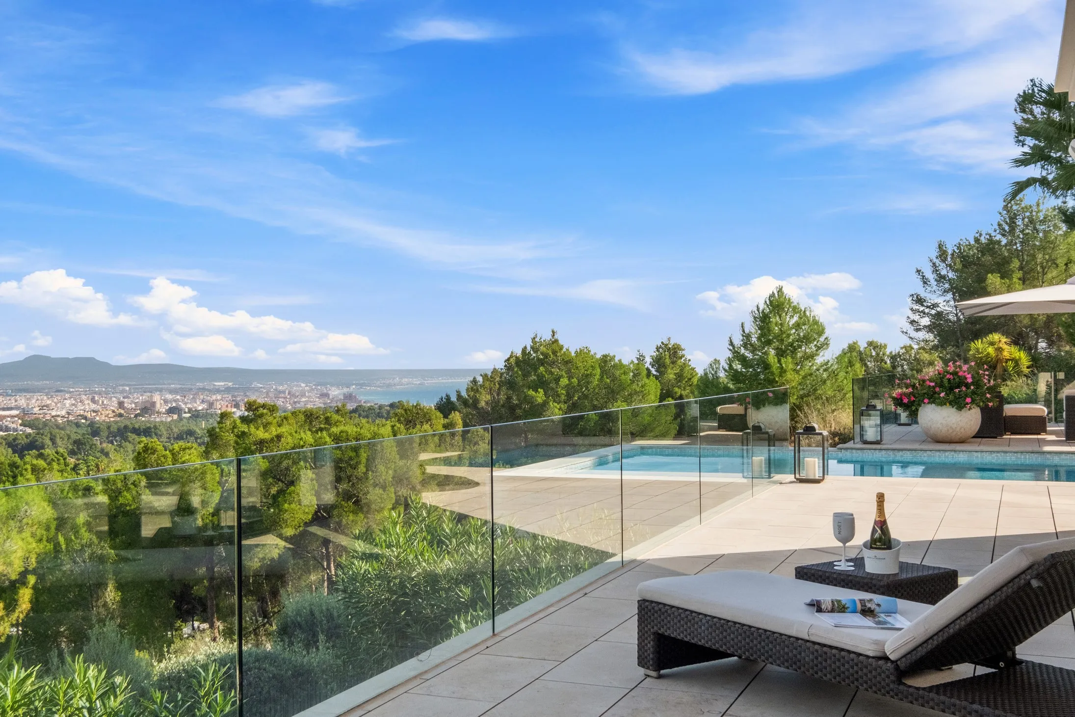 Spectacular villa in Son Vida with sea and Palma views-2