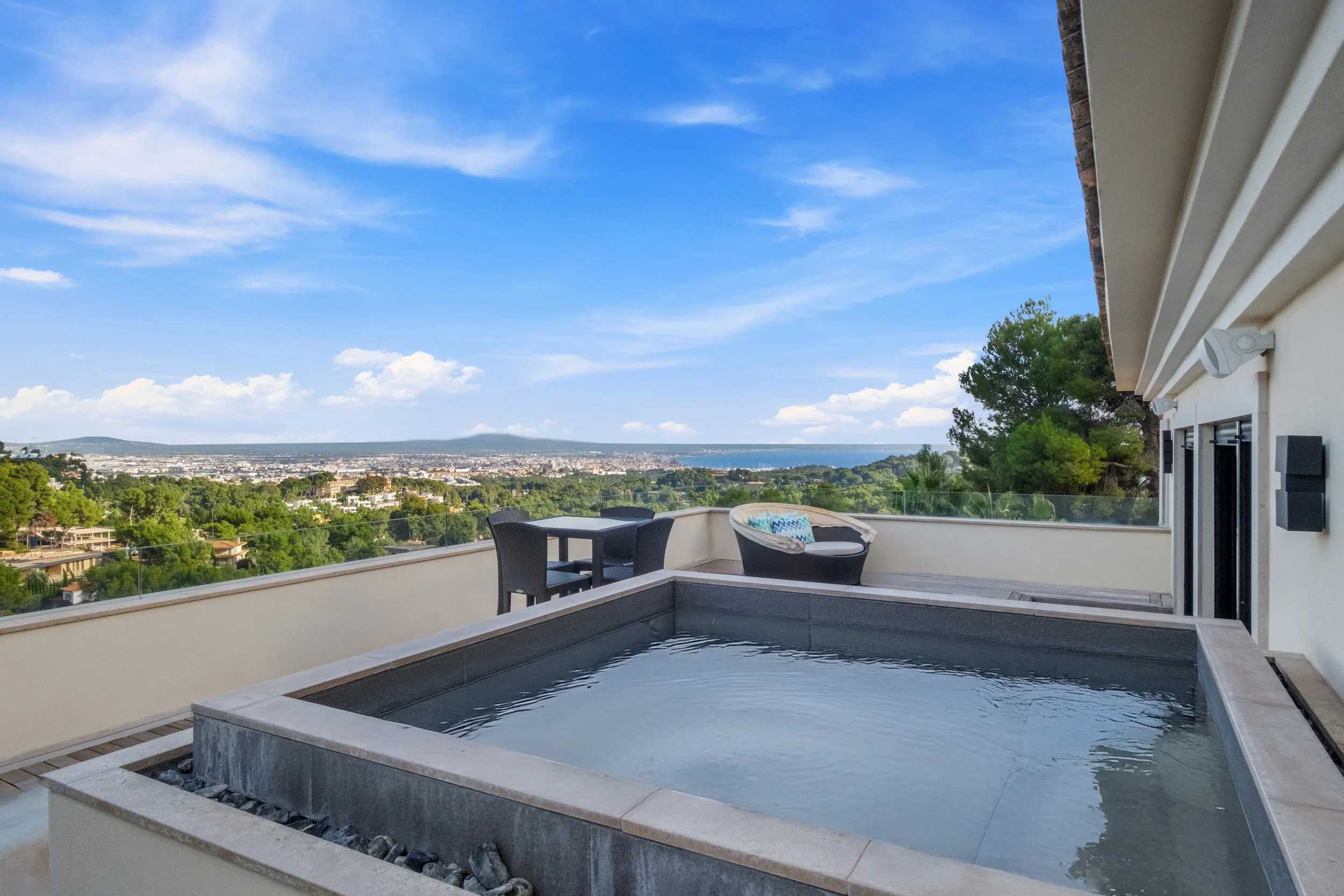 Spectacular villa in Son Vida with sea and Palma views-18