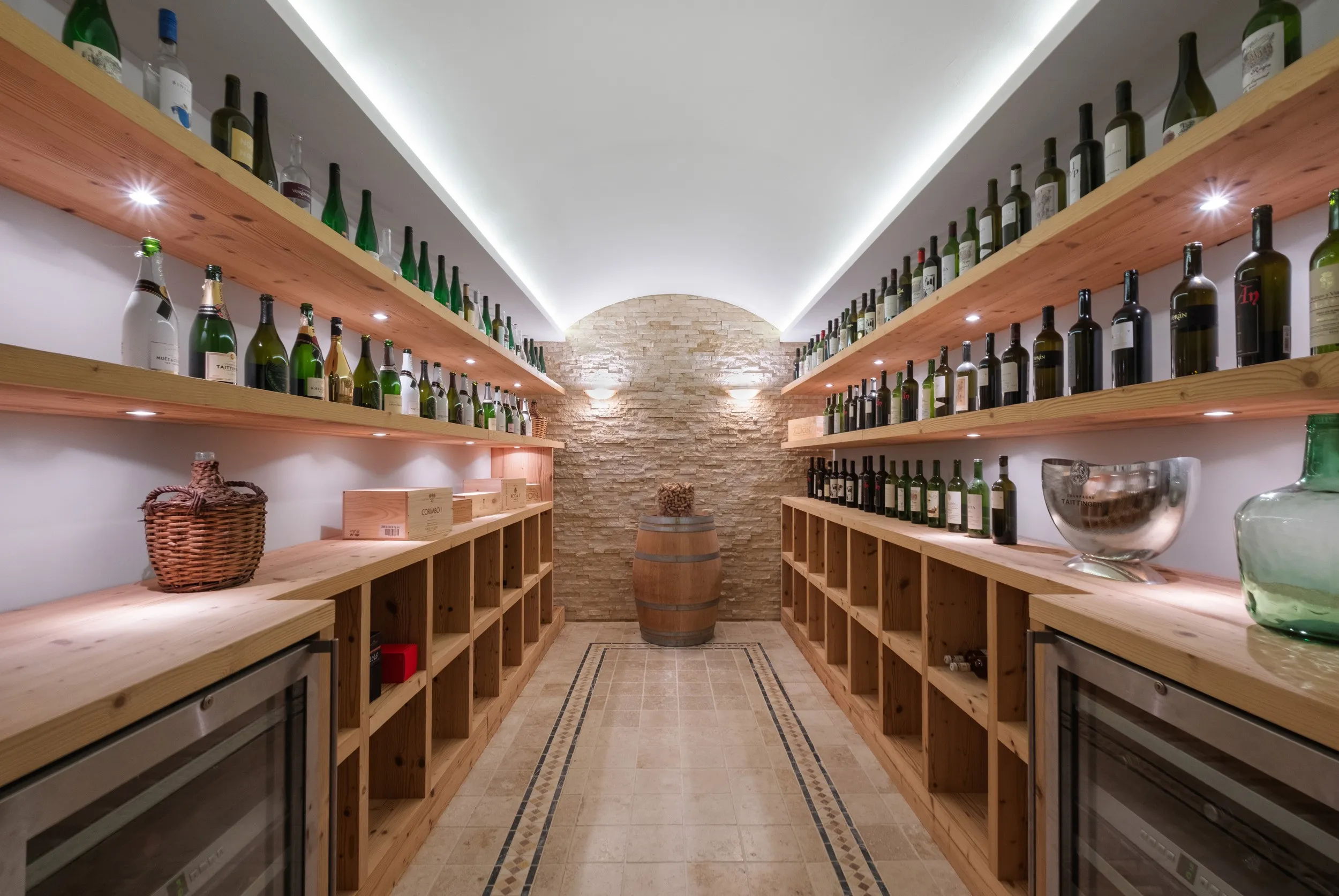 Spektakulär villa i den historiska delen av Son Vida med havsutsikt och utsikt över Palma-12