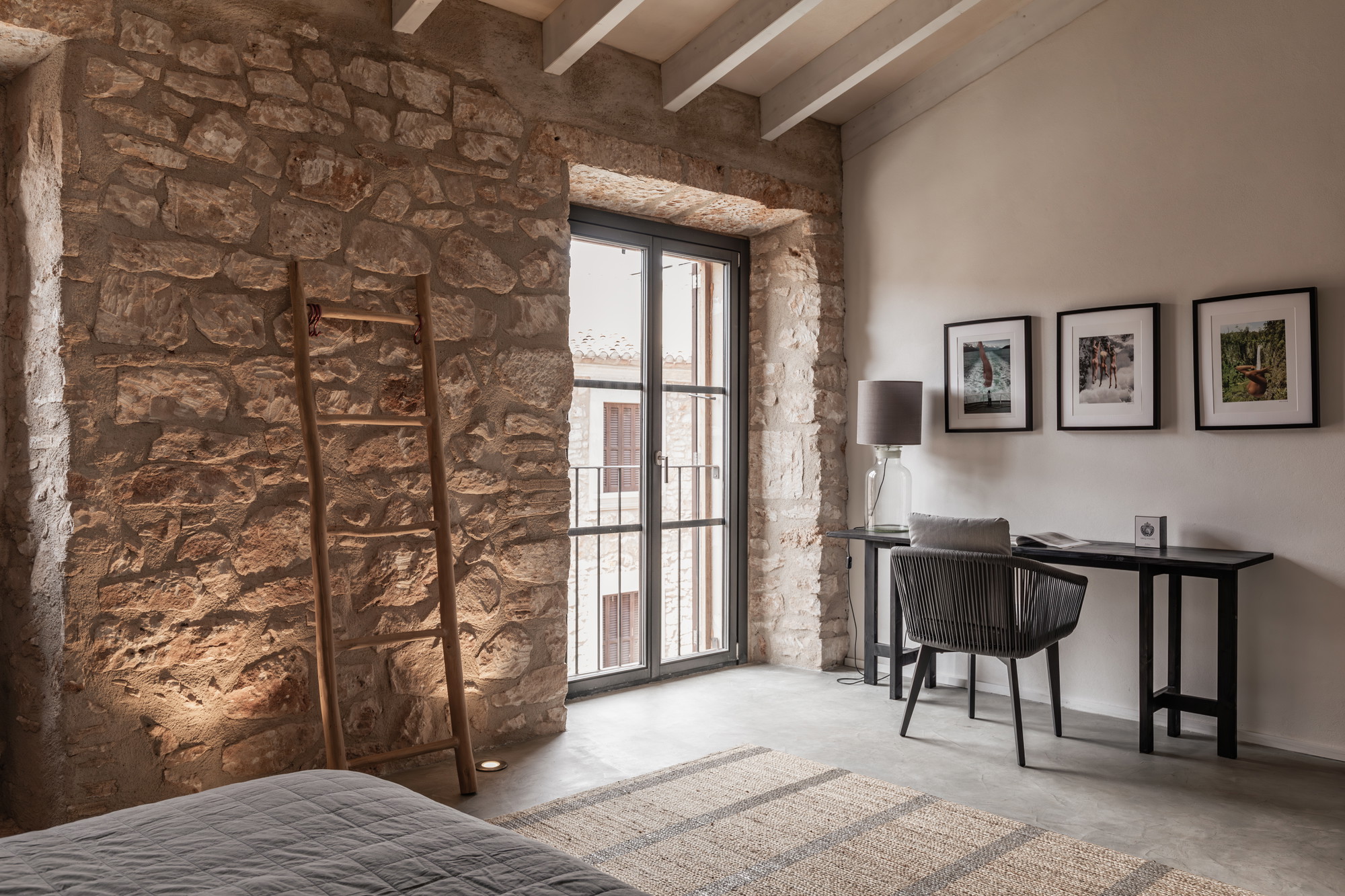 Elegante casa urbana con casa de huéspedes separada-11