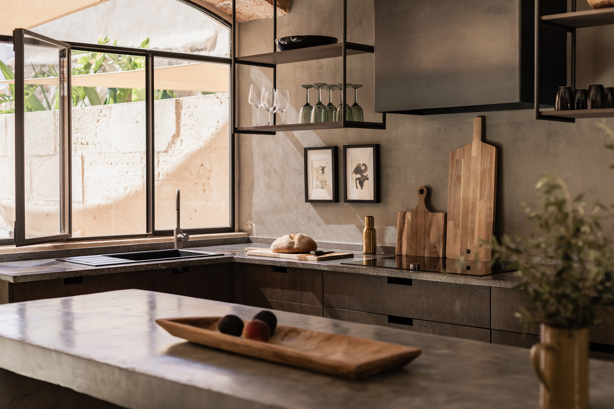 Elegante casa urbana con casa de huéspedes separada-2