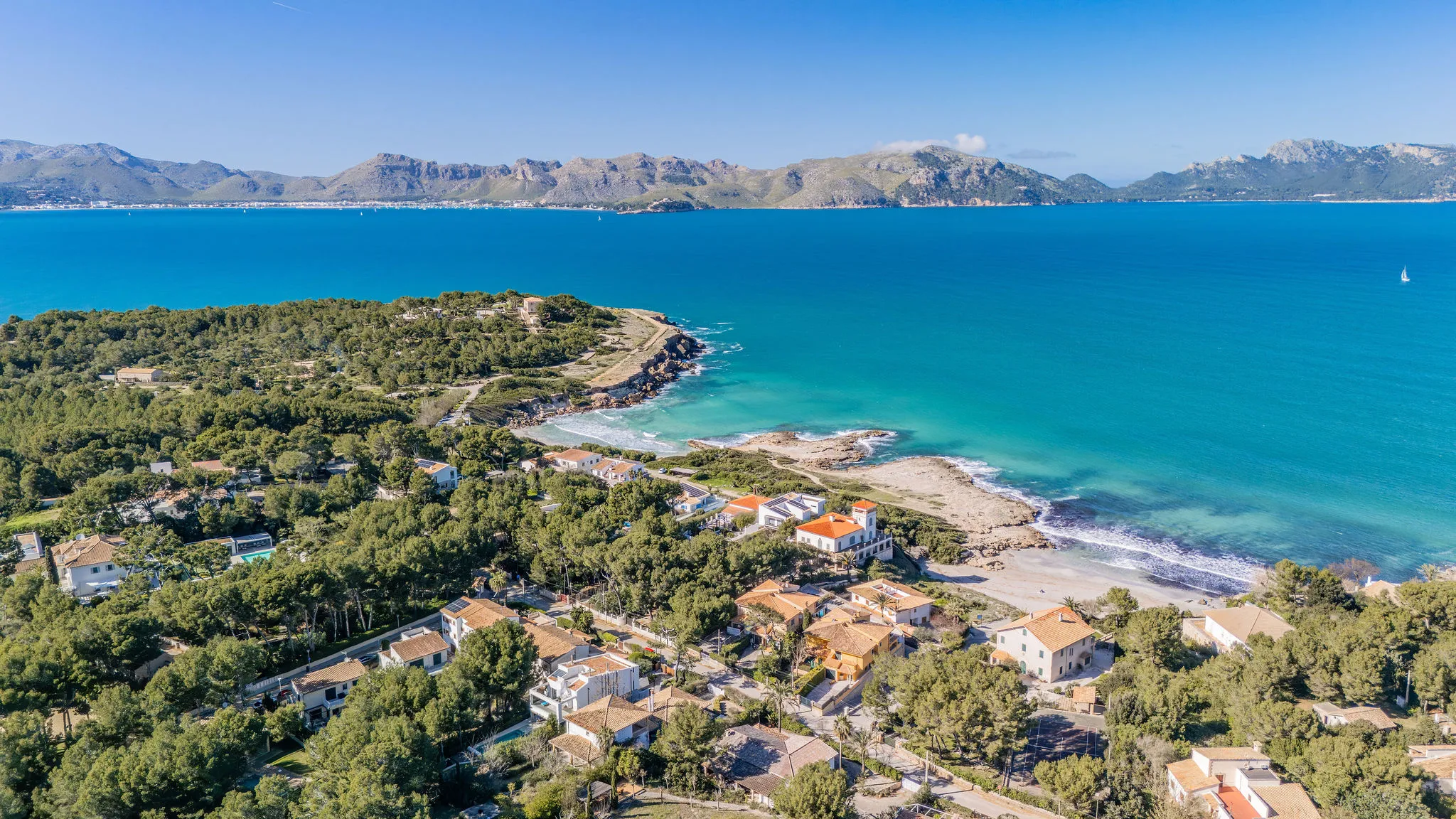 Excepcional vivienda ultramoderna de 4 dormitorios, a pocos pasos de una impresionante playa de arena-31