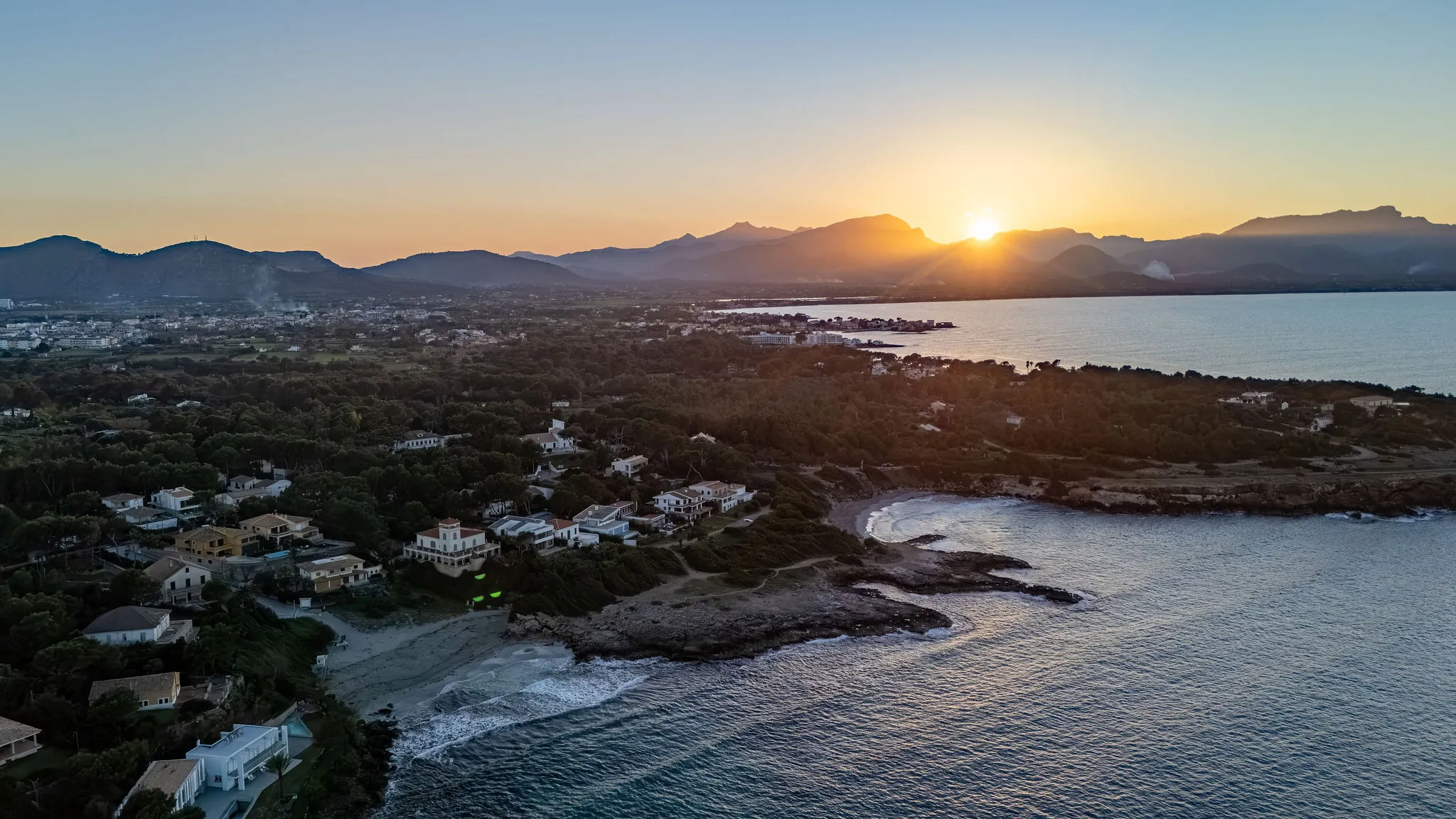 Excepcional vivienda ultramoderna de 4 dormitorios, a pocos pasos de una impresionante playa de arena-33