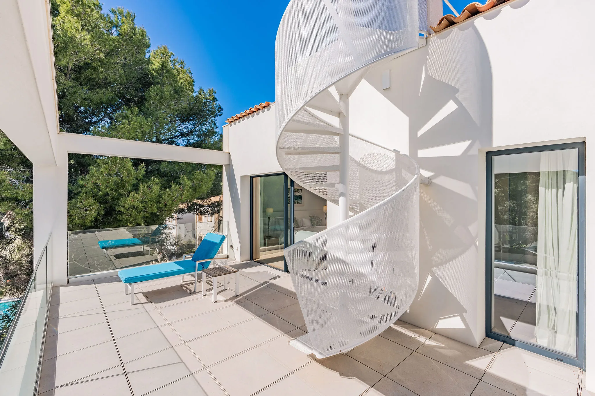 Excepcional vivienda ultramoderna de 4 dormitorios, a pocos pasos de una impresionante playa de arena-18