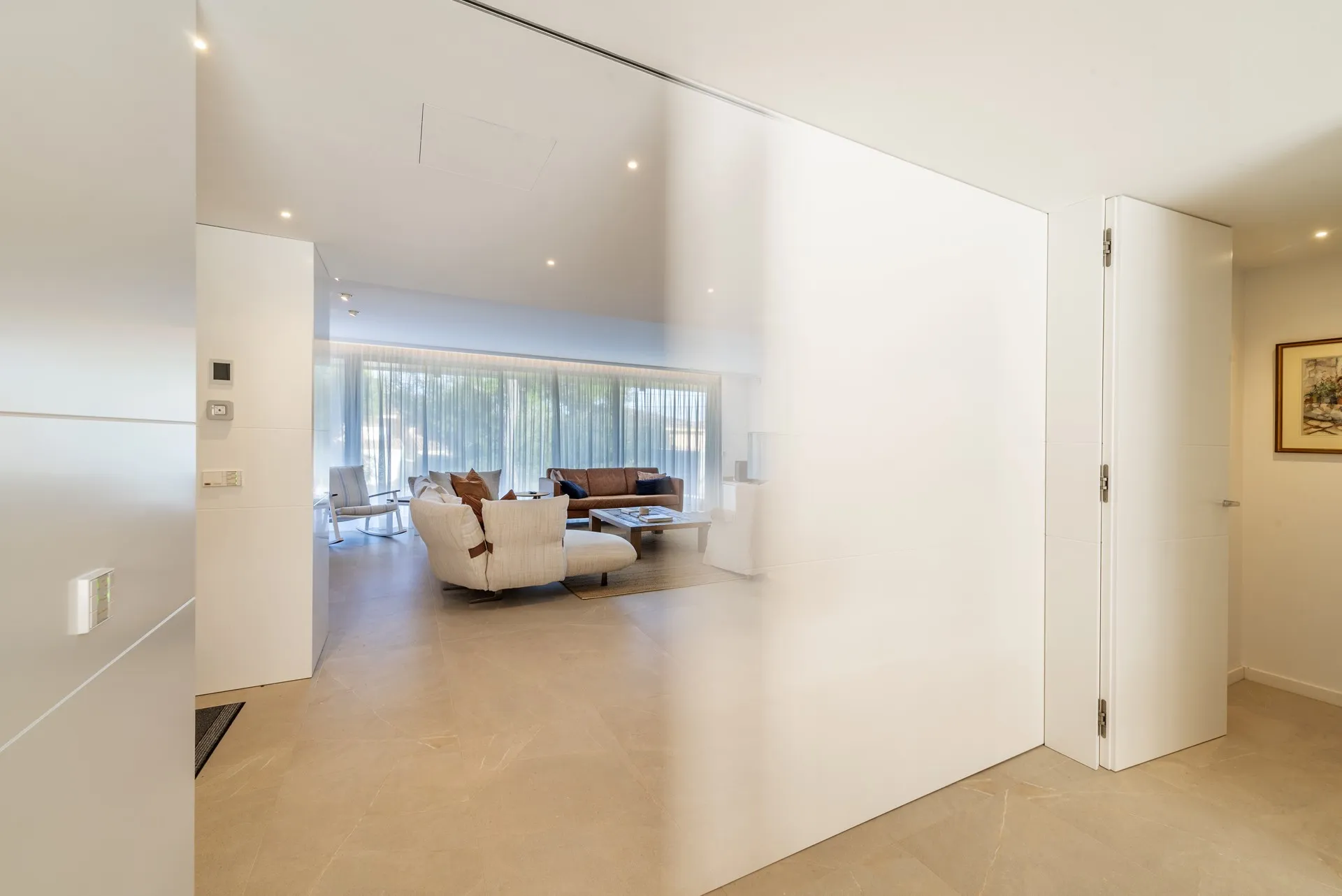 Excepcional vivienda ultramoderna de 4 dormitorios, a pocos pasos de una impresionante playa de arena-11