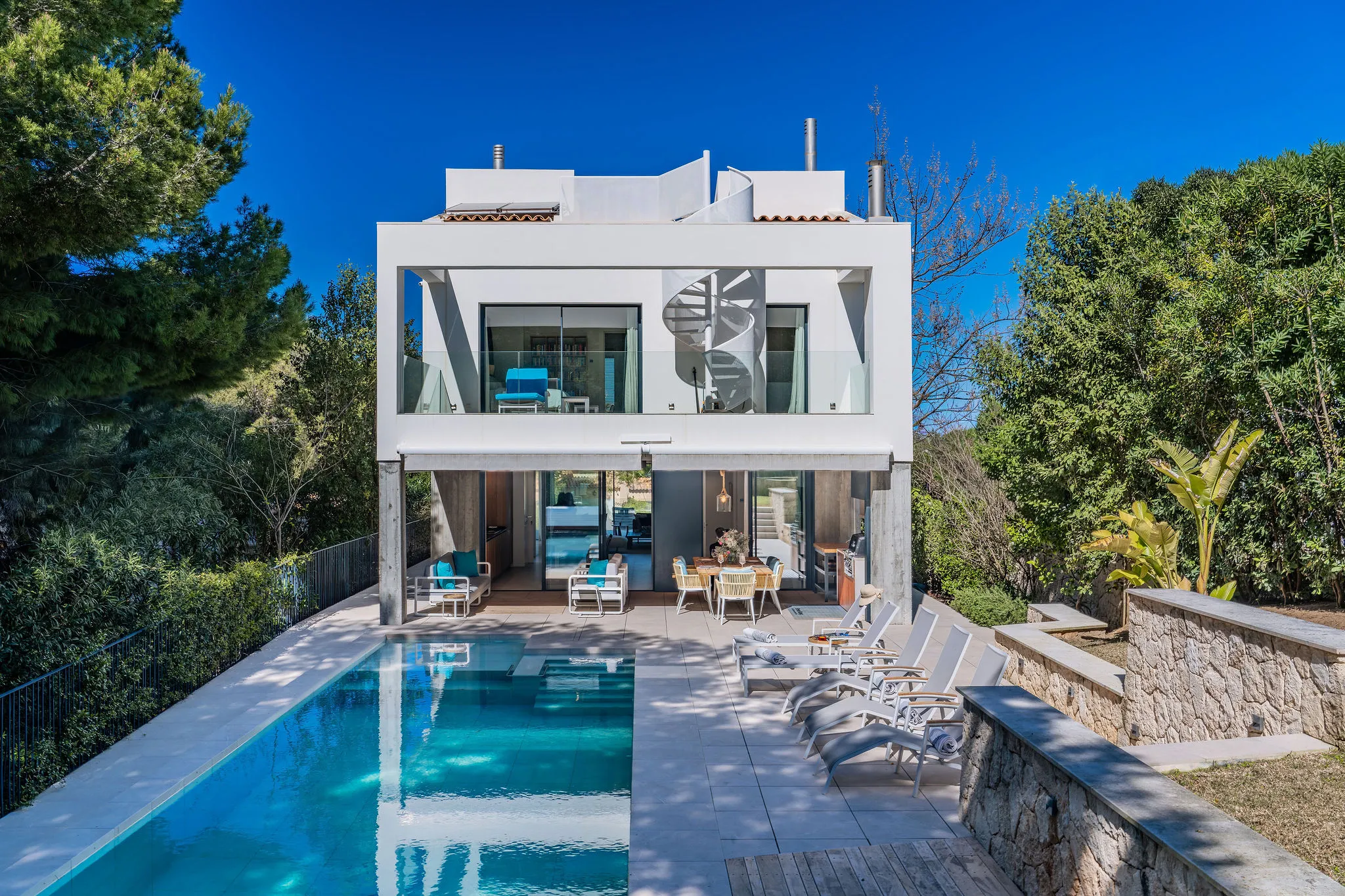 Excepcional vivienda ultramoderna de 4 dormitorios, a pocos pasos de una impresionante playa de arena-29