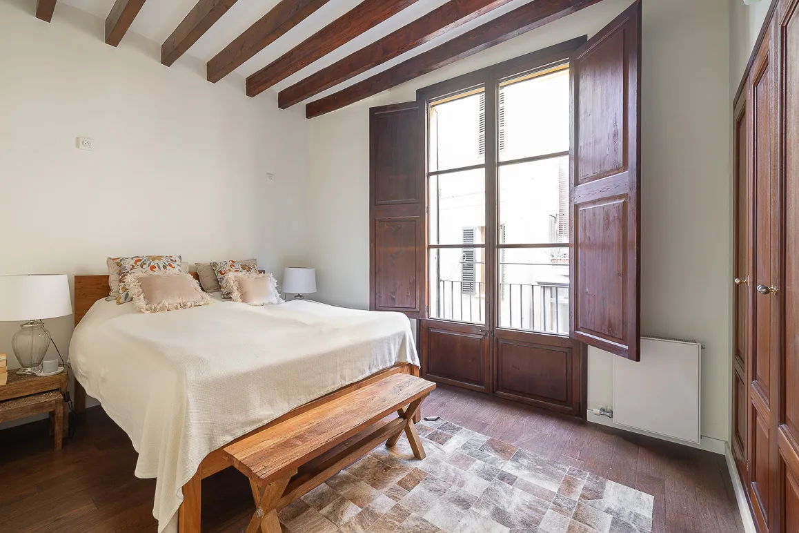 Urocze mieszkanie w cichej, topowej lokalizacji-8