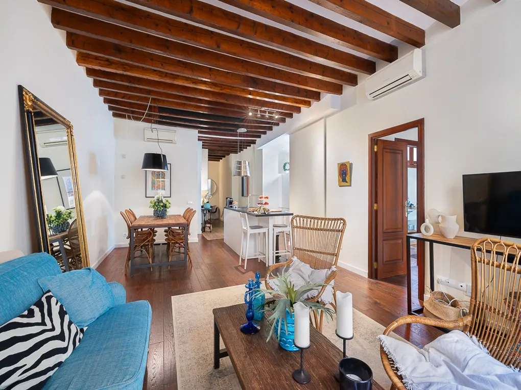 Urocze mieszkanie w cichej, topowej lokalizacji-1